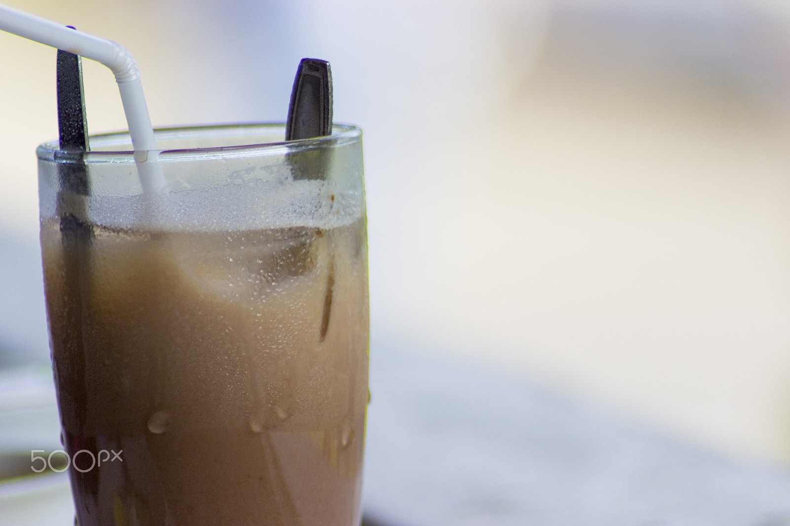 Canon EOS 600D (Rebel EOS T3i / EOS Kiss X5) sample photo. Cold chocolate milk photography