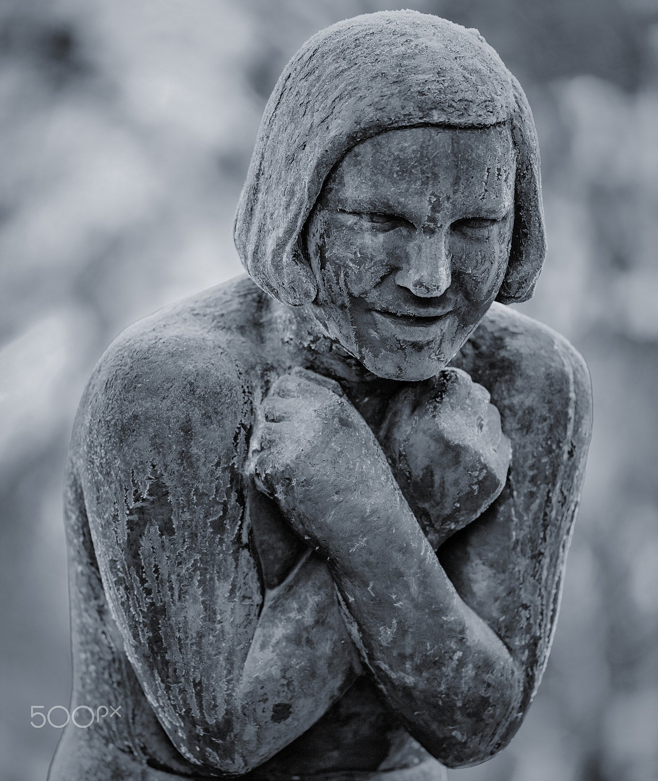 Sigma 150mm f/2.8 EX DG OS HSM APO Macro sample photo. Freeze photography