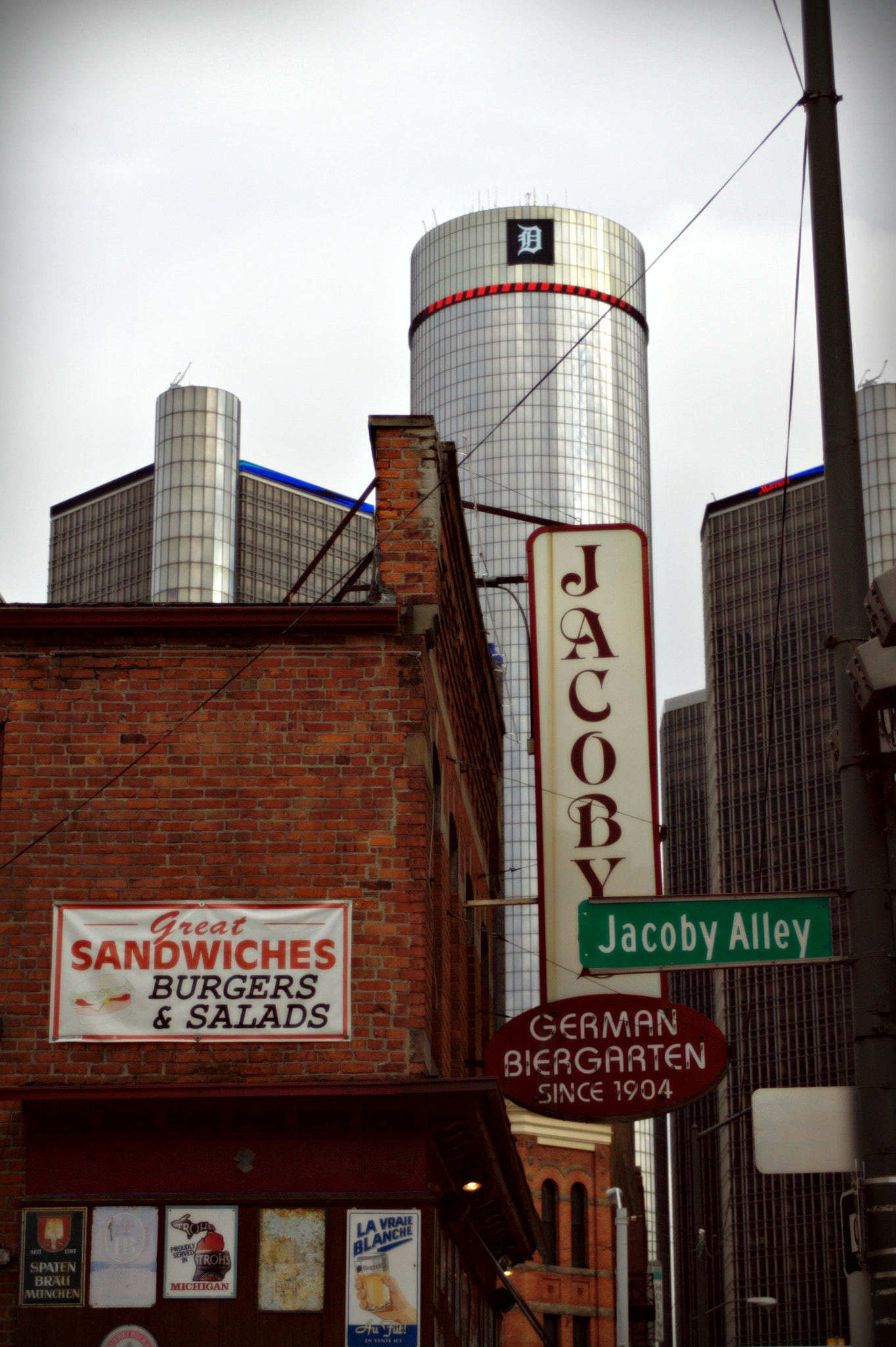 Canon EF 28-90mm f/4-5.6 sample photo. Detroit building photography