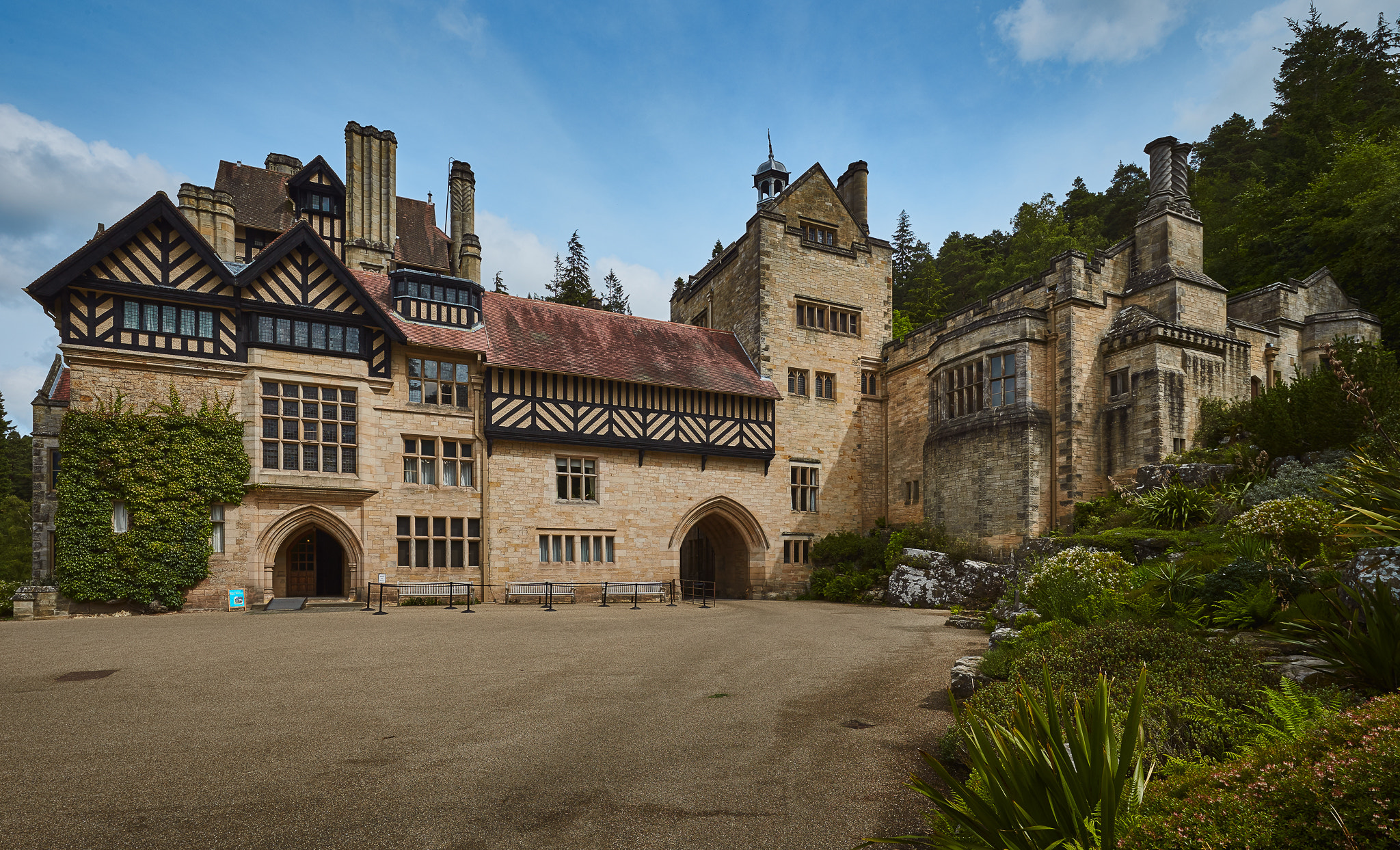 Canon TS-E 17mm F4L Tilt-Shift sample photo. Cragside house photography
