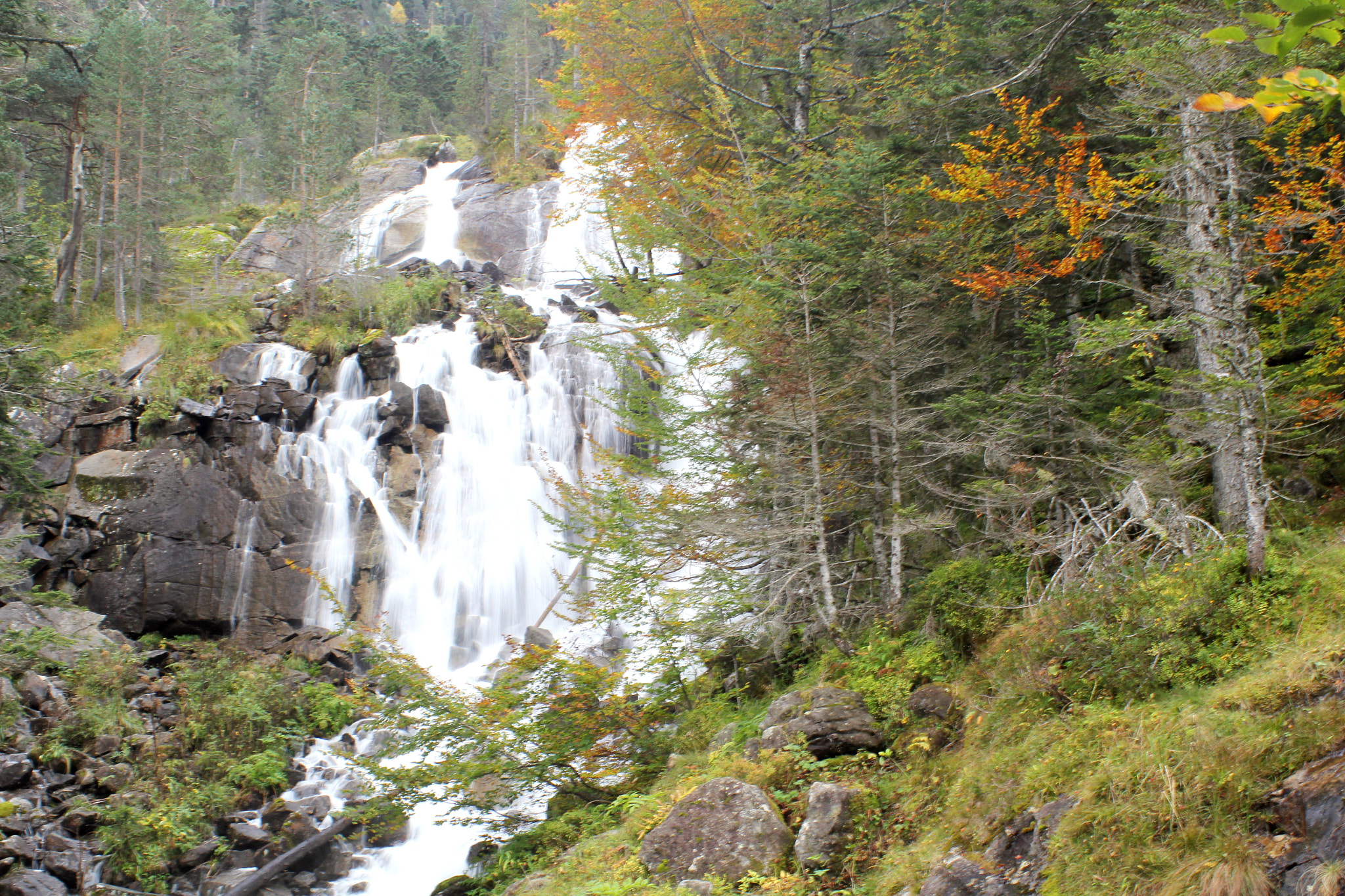 Canon EOS 60D + Canon EF 28-90mm f/4-5.6 sample photo. Waterfall,france photography