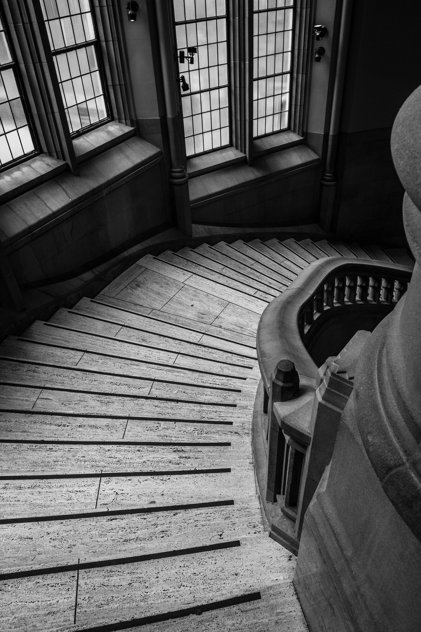 Canon EOS 550D (EOS Rebel T2i / EOS Kiss X4) + Canon EF 16-35mm F4L IS USM sample photo. Suzzallo stairs photography