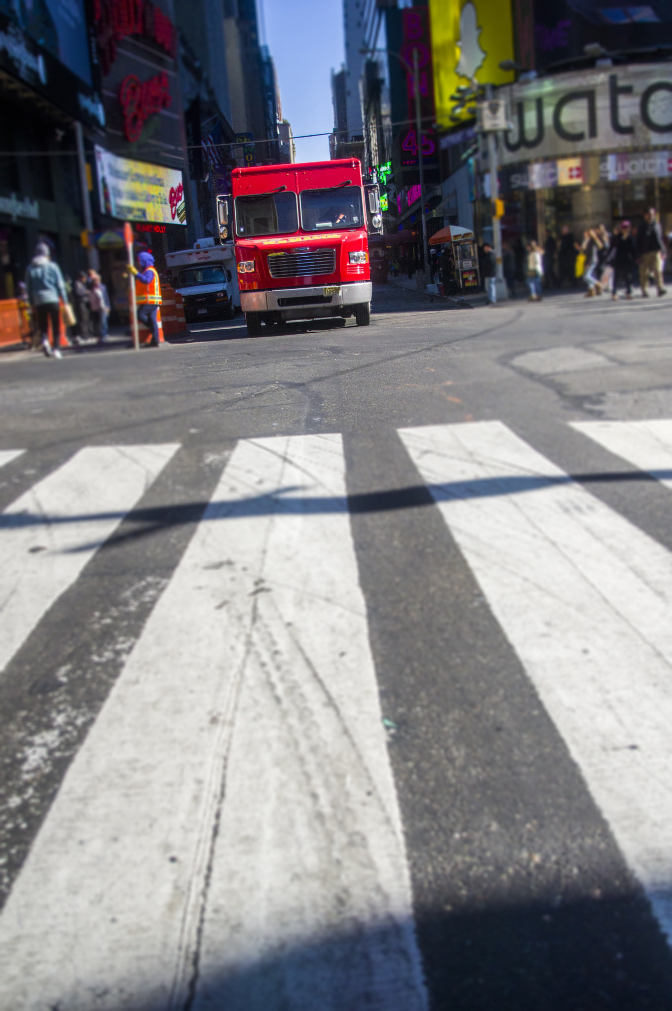 Pentax K-3 sample photo. Red truck photography