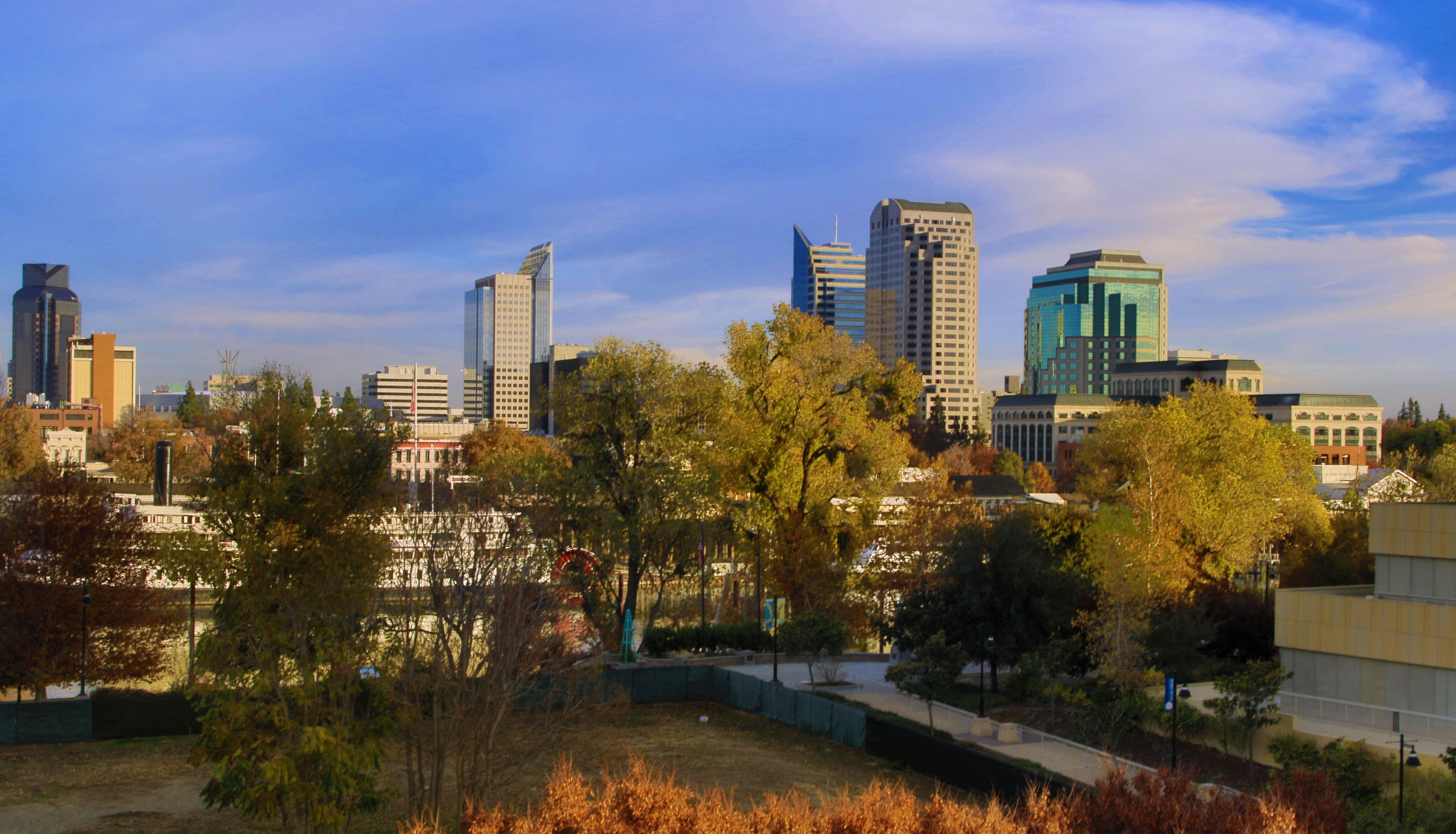 Canon EF 24mm F1.4L II USM sample photo. Sacramento skyline photography