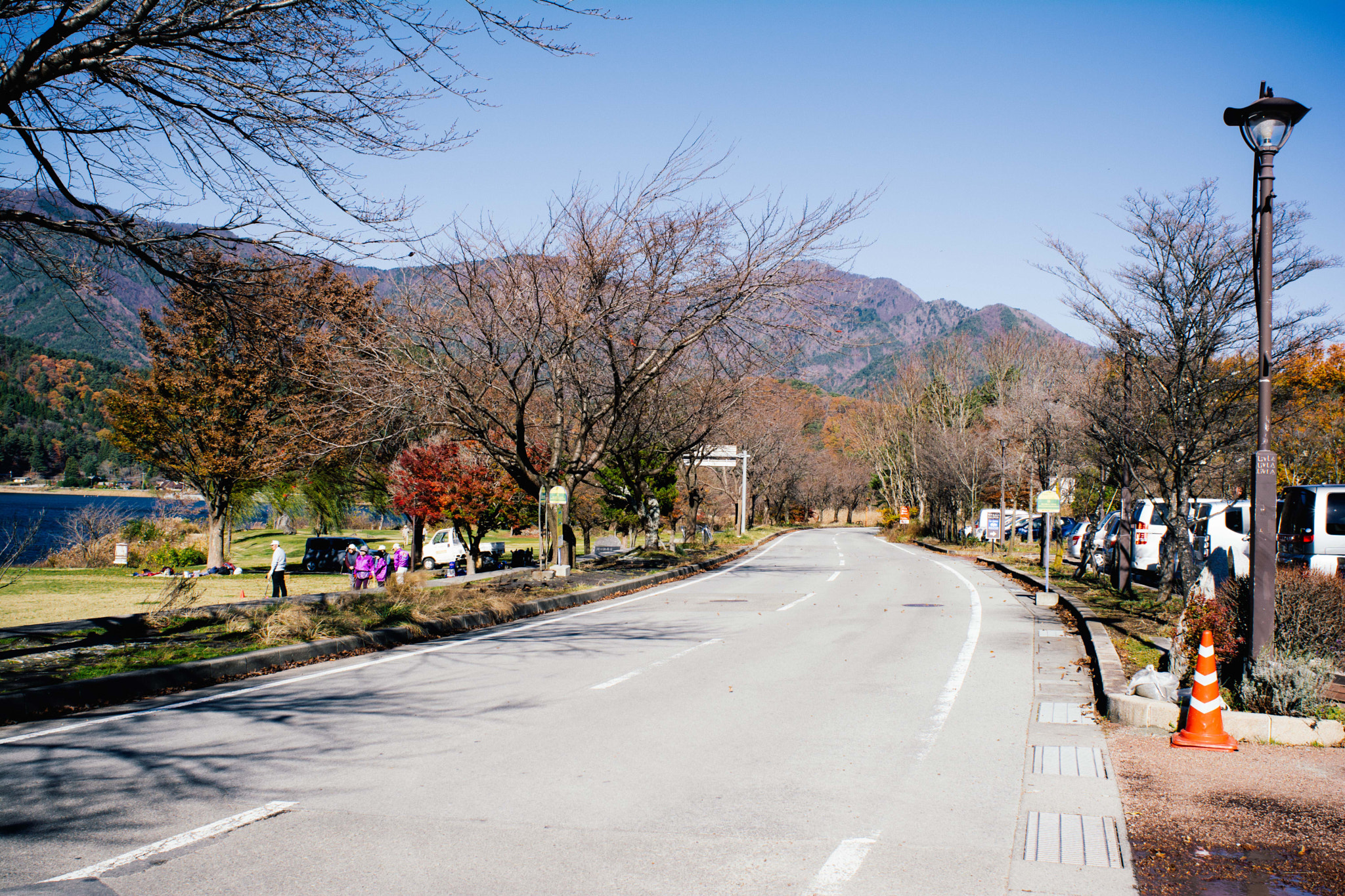 Nikon D7100 + AF Nikkor 24mm f/2.8 sample photo. Exploring kawaguchiko photography