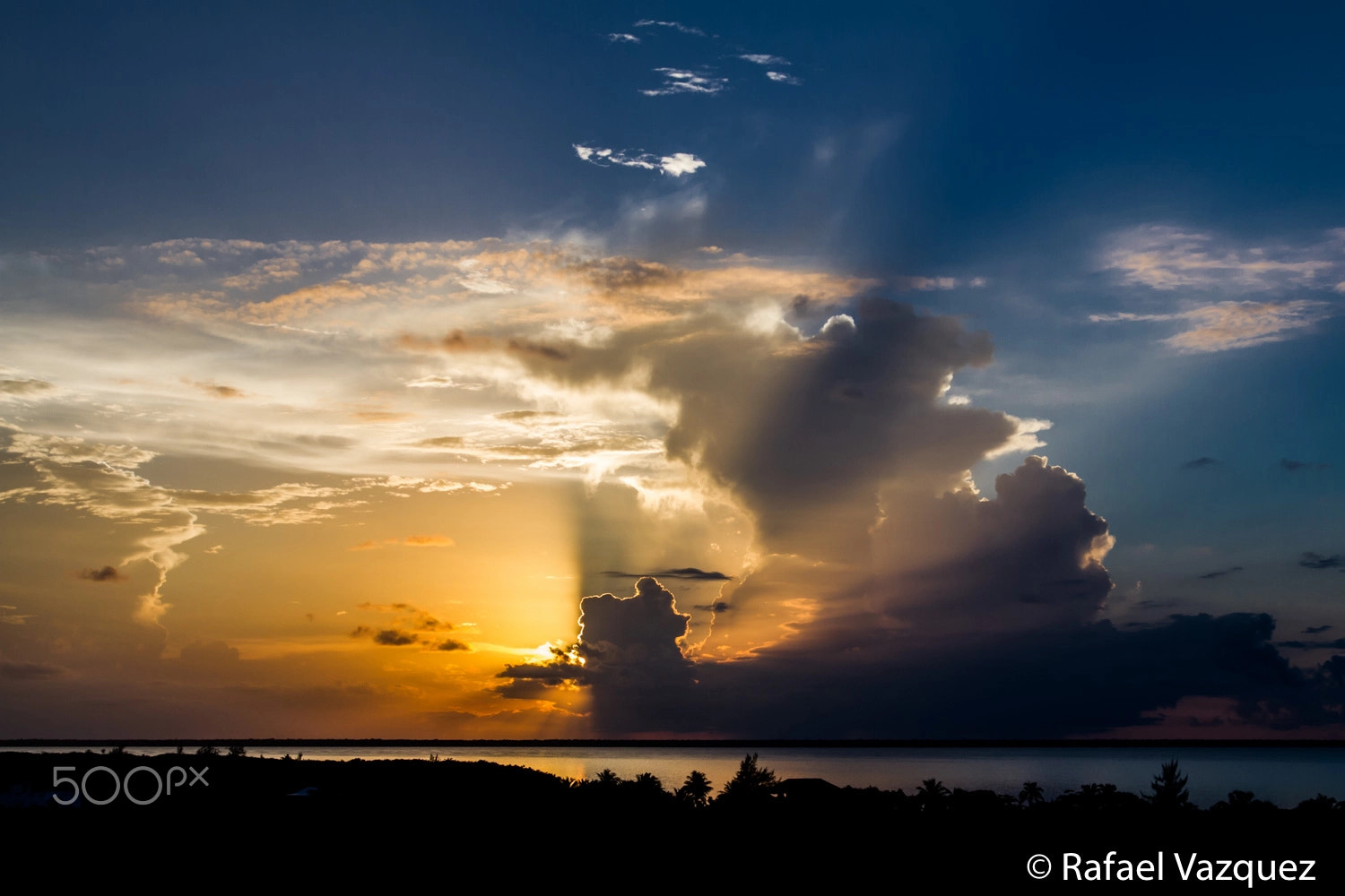 Canon EF 16-35mm F2.8L USM sample photo. Sunset at cancun photography