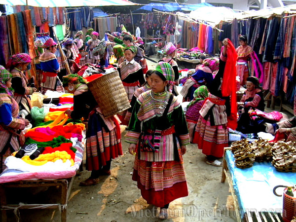 Nikon E2000 sample photo. Sa pa vietnam photography