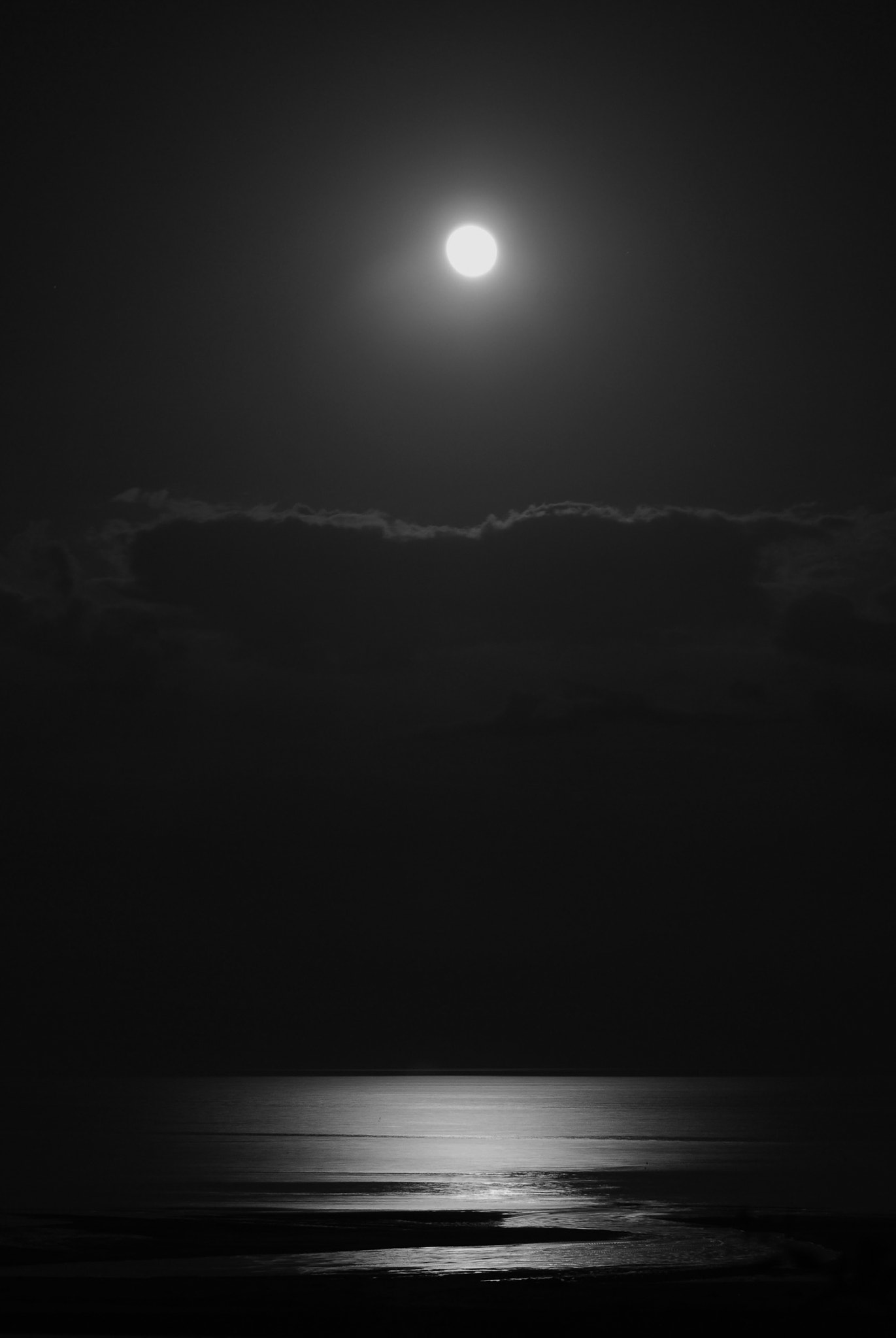 Nikon D40X sample photo. At night on the beach photography