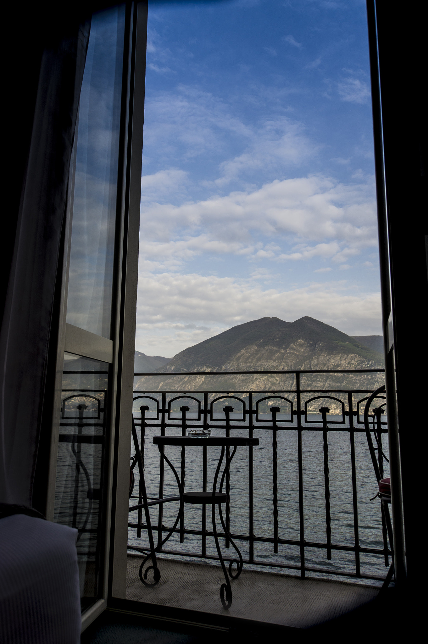 Sony Alpha NEX-5N + Sony E 18-200mm F3.5-6.3 OSS sample photo. Lago d'iseo 1564 photography