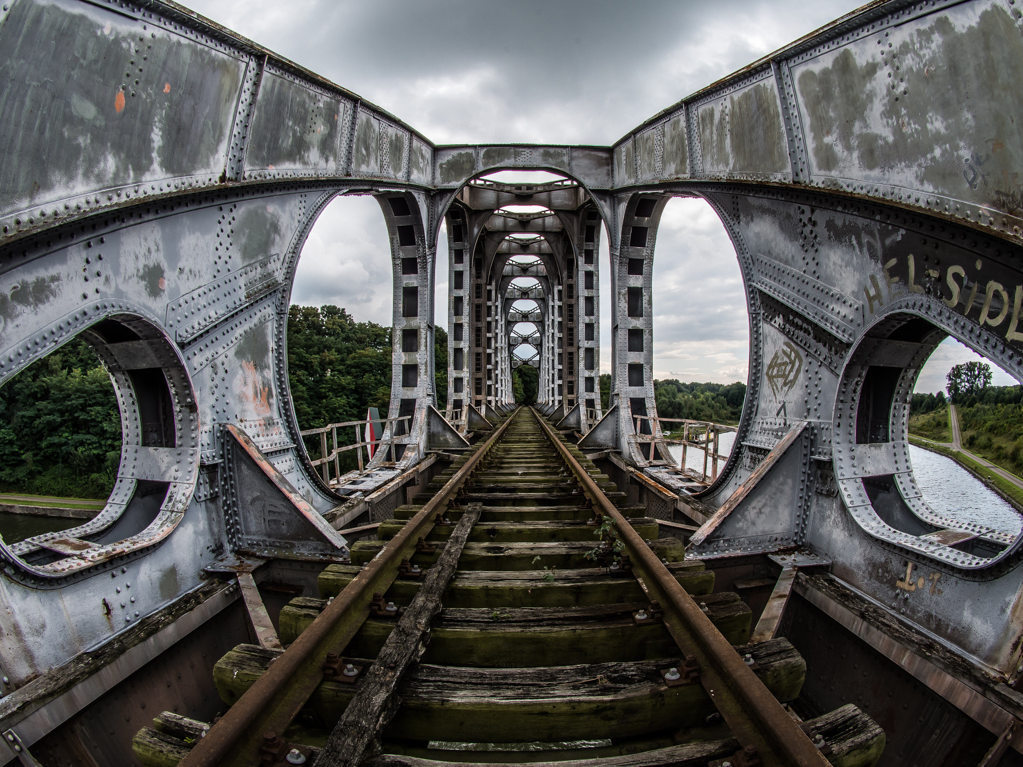 Panasonic Lumix DMC-GH3 sample photo. Ghostbridge photography