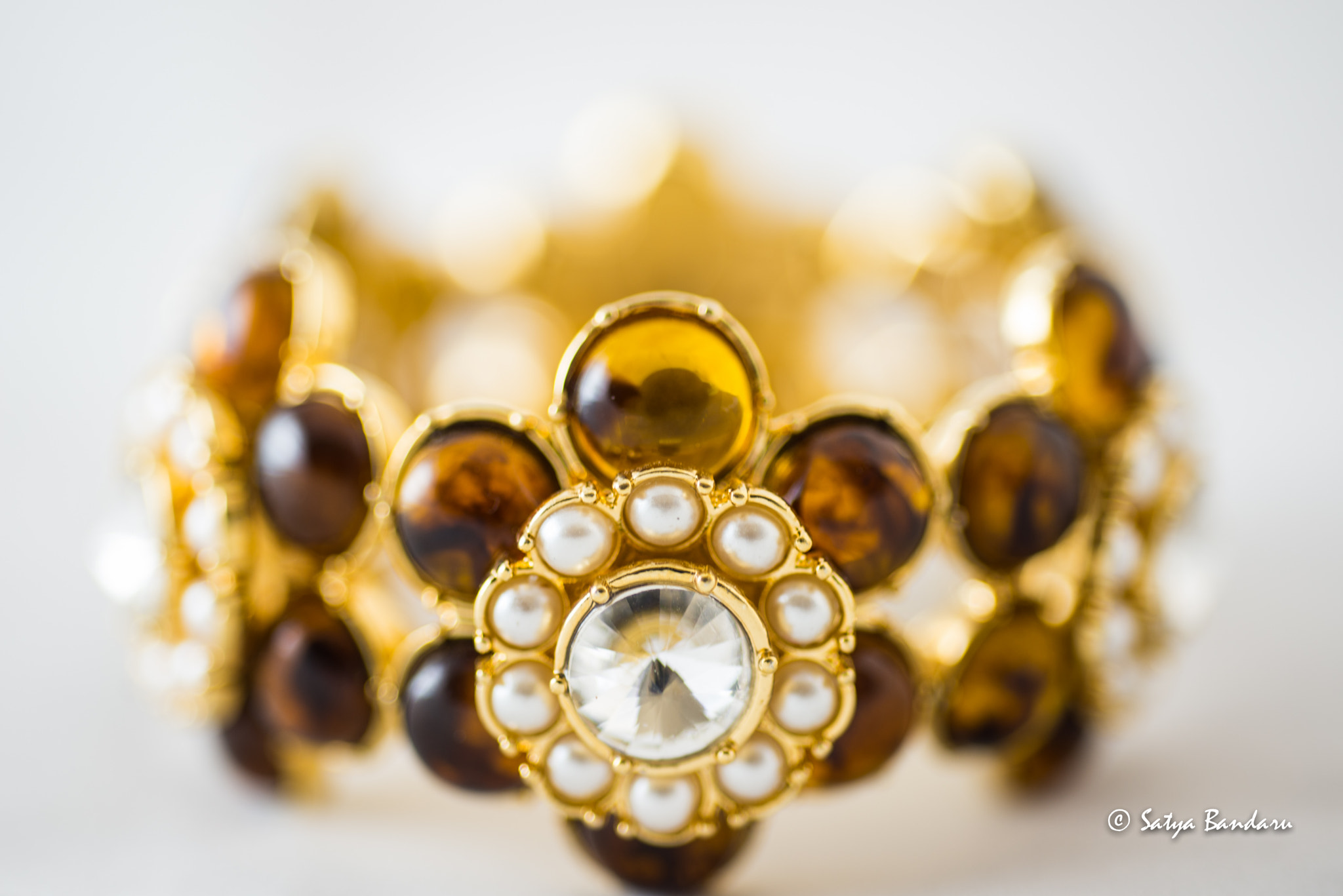 Nikon D600 + AF Micro-Nikkor 60mm f/2.8 sample photo. Bracelet photography