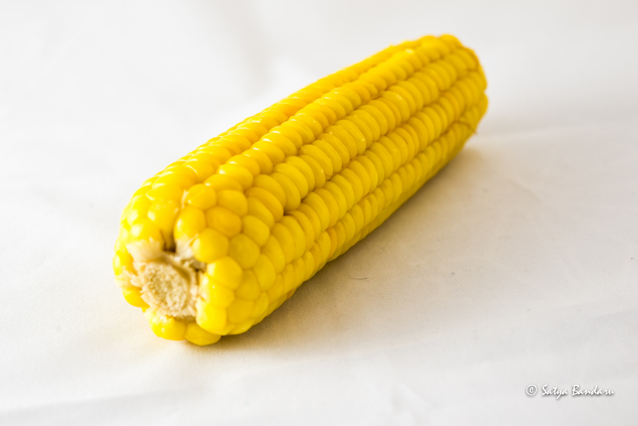 Nikon D600 + AF Micro-Nikkor 60mm f/2.8 sample photo. Corn photography