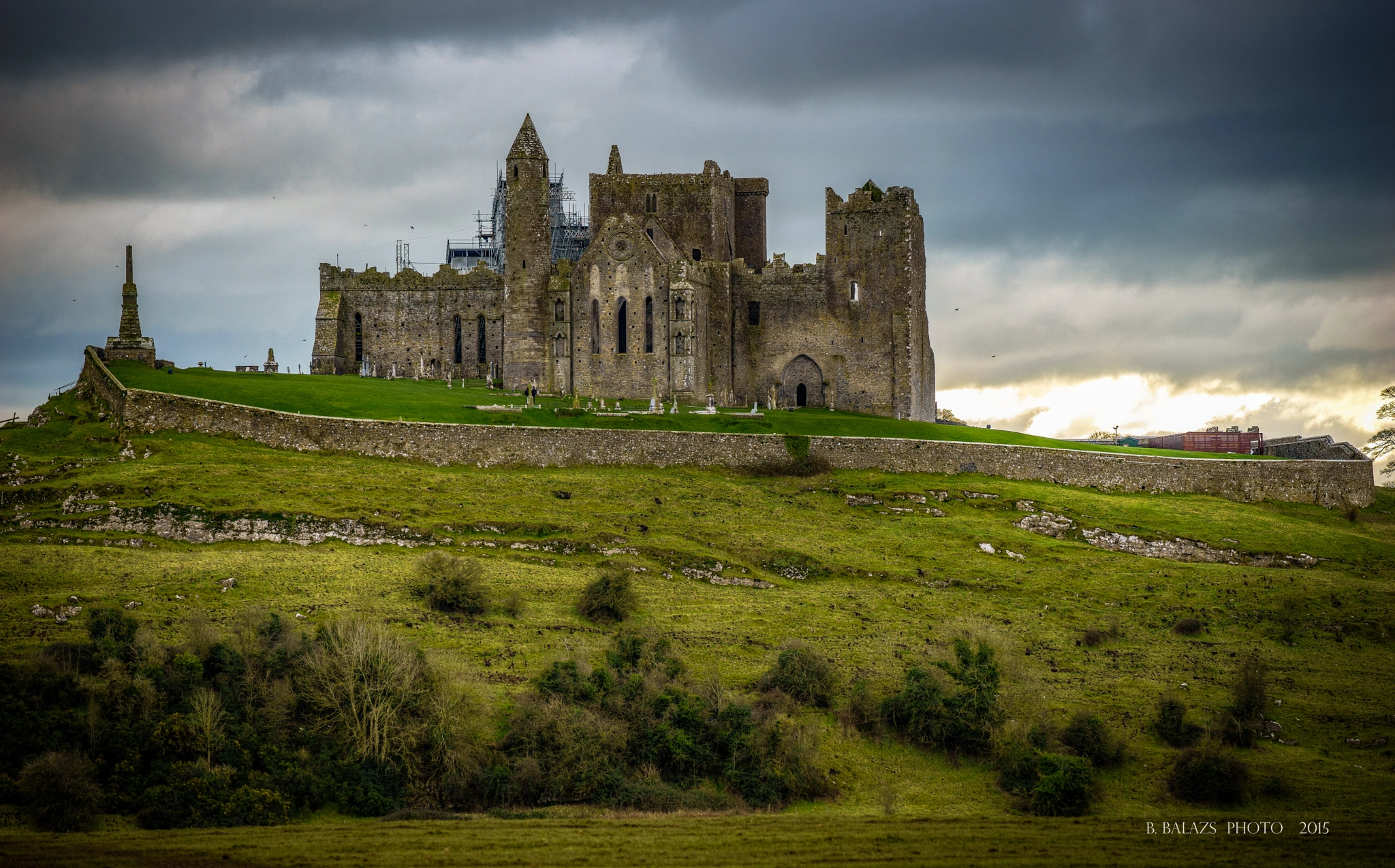 Sony a7 + Tamron SP 70-300mm F4-5.6 Di USD sample photo. The rock of cashel photography
