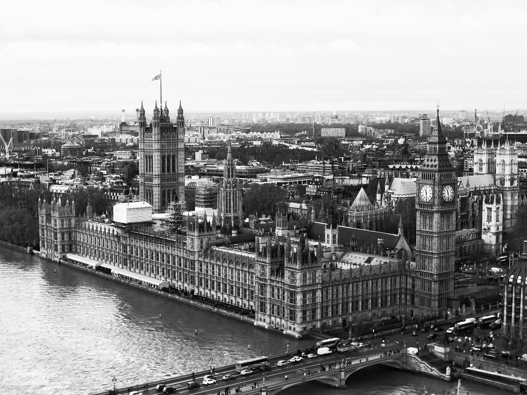 Canon EOS 70D + Canon EF 35mm F2 IS USM sample photo. Westminster (london, england) photography