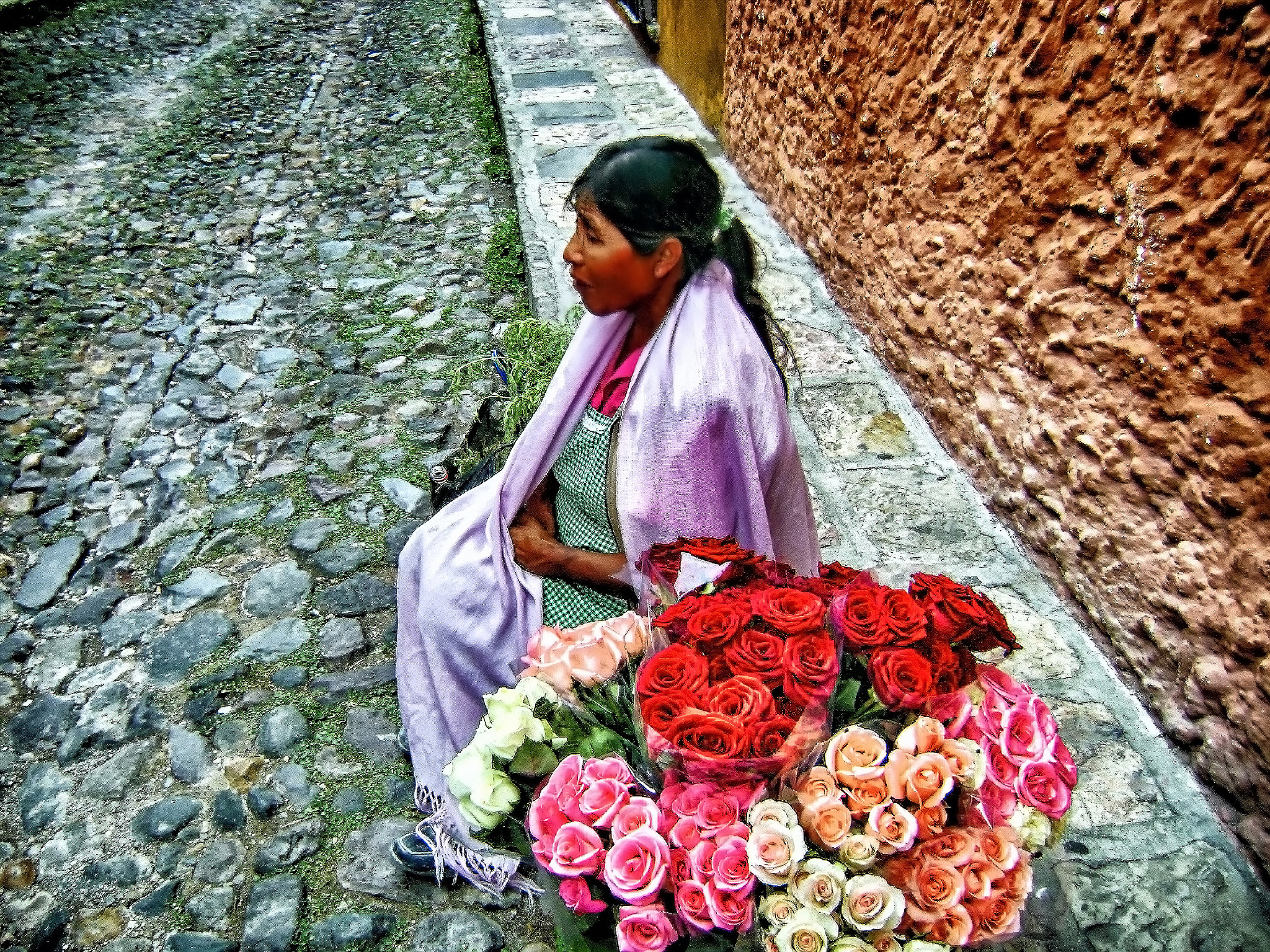 Sony DSC-S700 sample photo. San miguel de allende flower vender photography