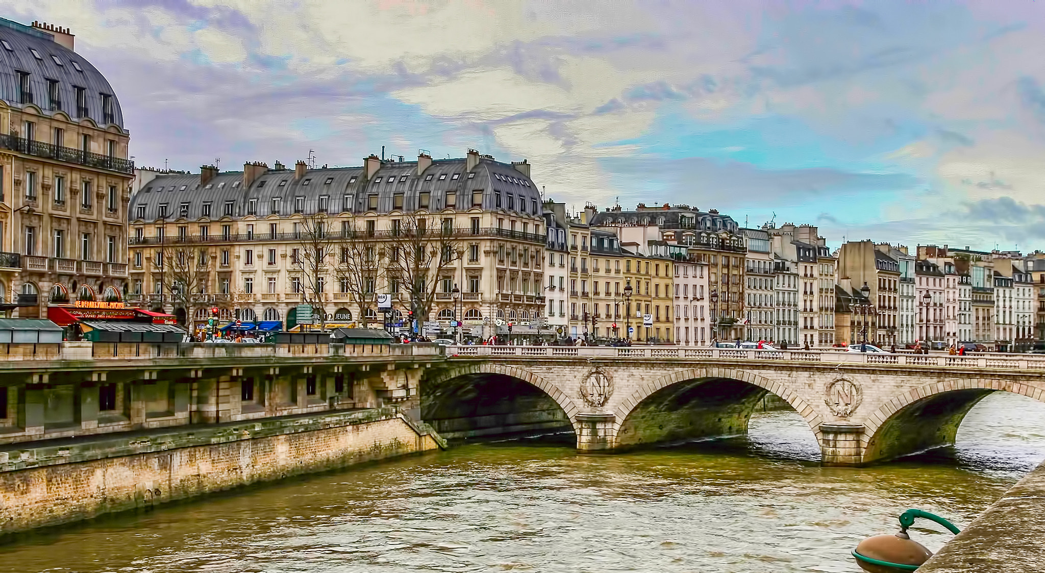 Canon EOS 20D + Canon EF 24-105mm F4L IS USM sample photo. River seine photography