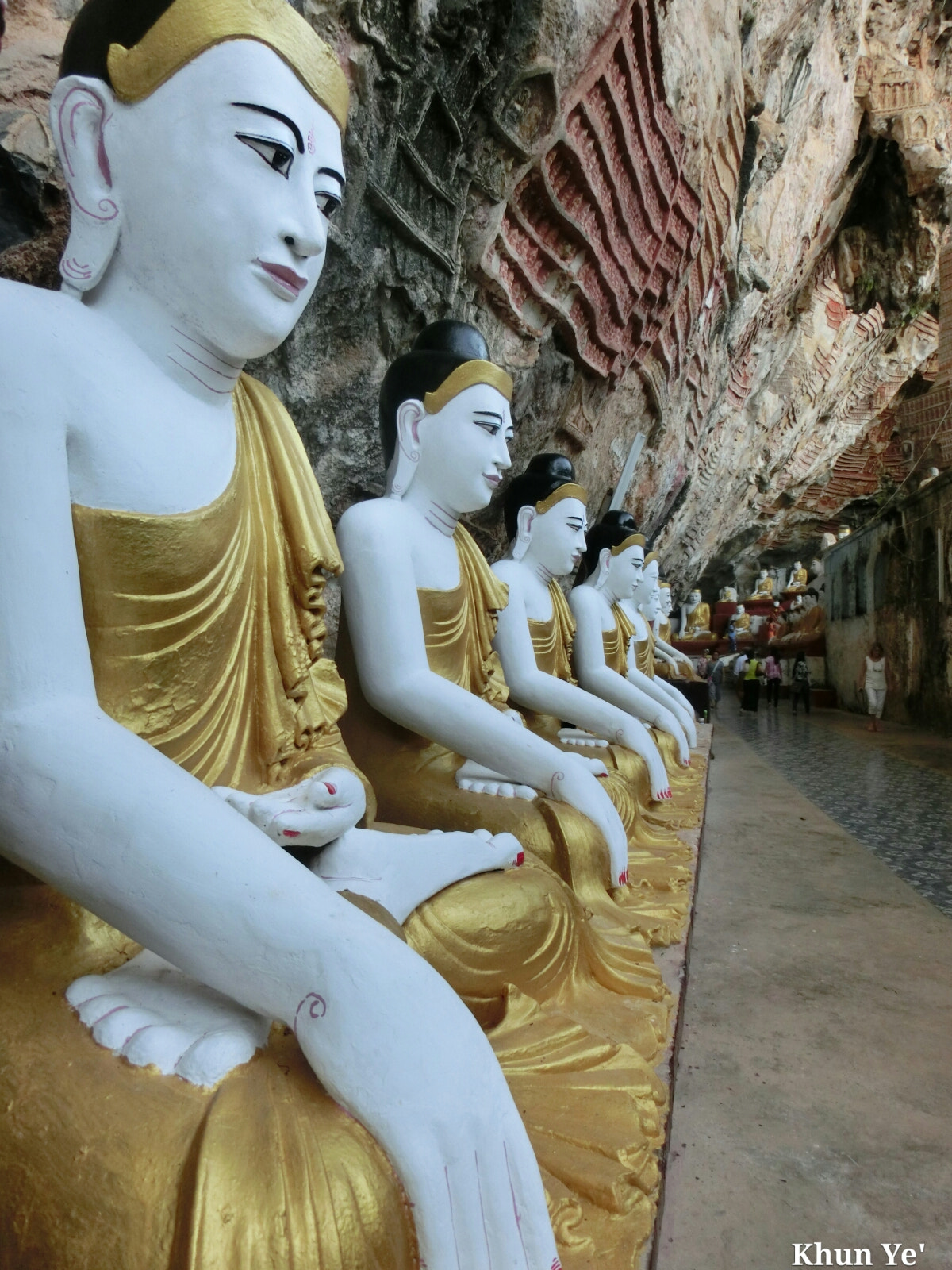 CASIO EX-ZR400 sample photo. The images of buddha..,(myanmar) photography