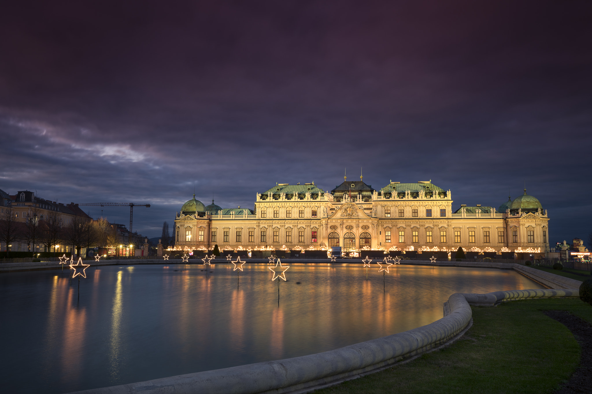 Sony Vario-Sonnar T* 16-35mm F2.8 ZA SSM sample photo. Christmas stars at belvedere photography