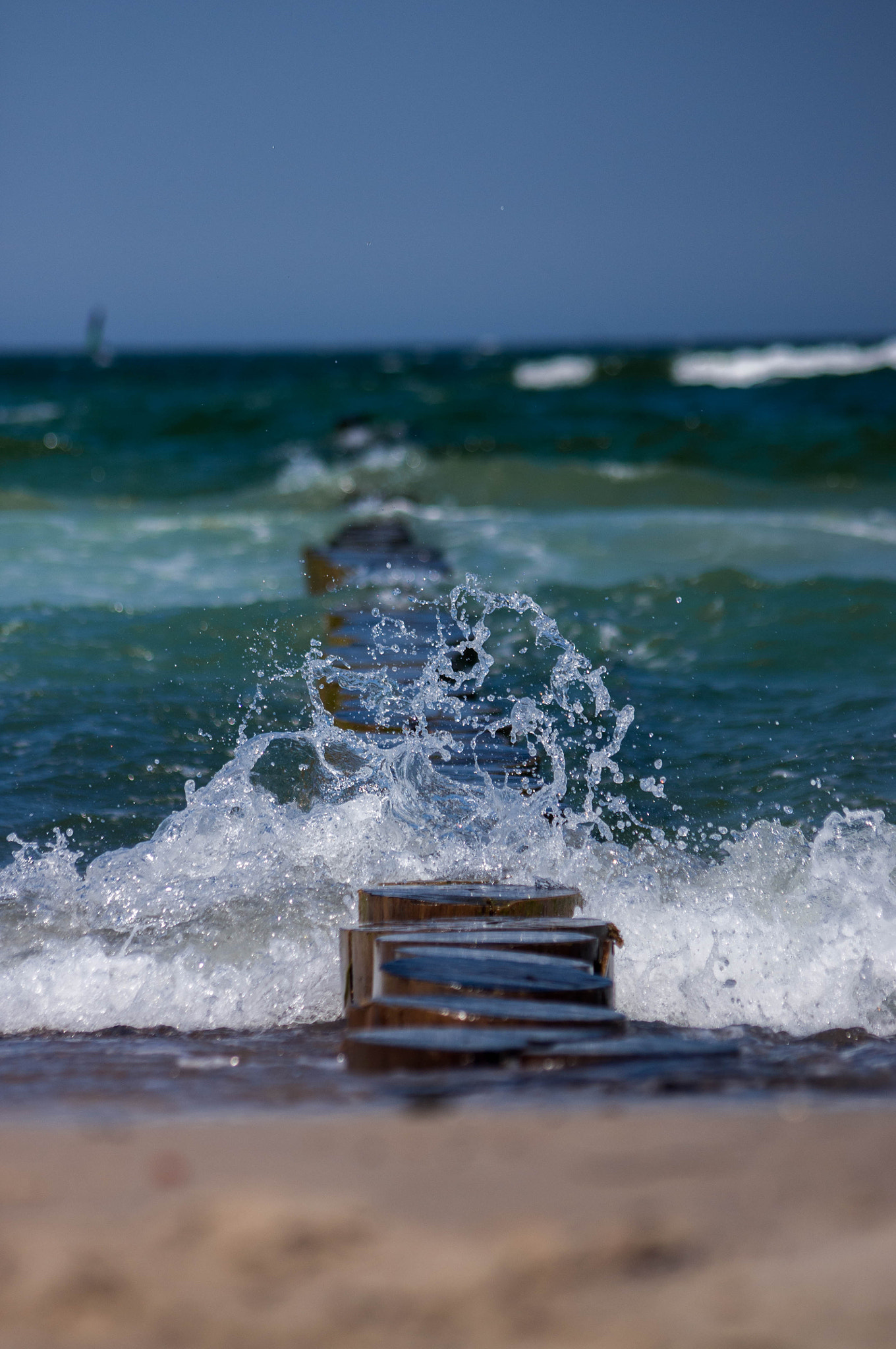 Pentax K-x + Sigma sample photo. Wellenbrecher warnemünde photography