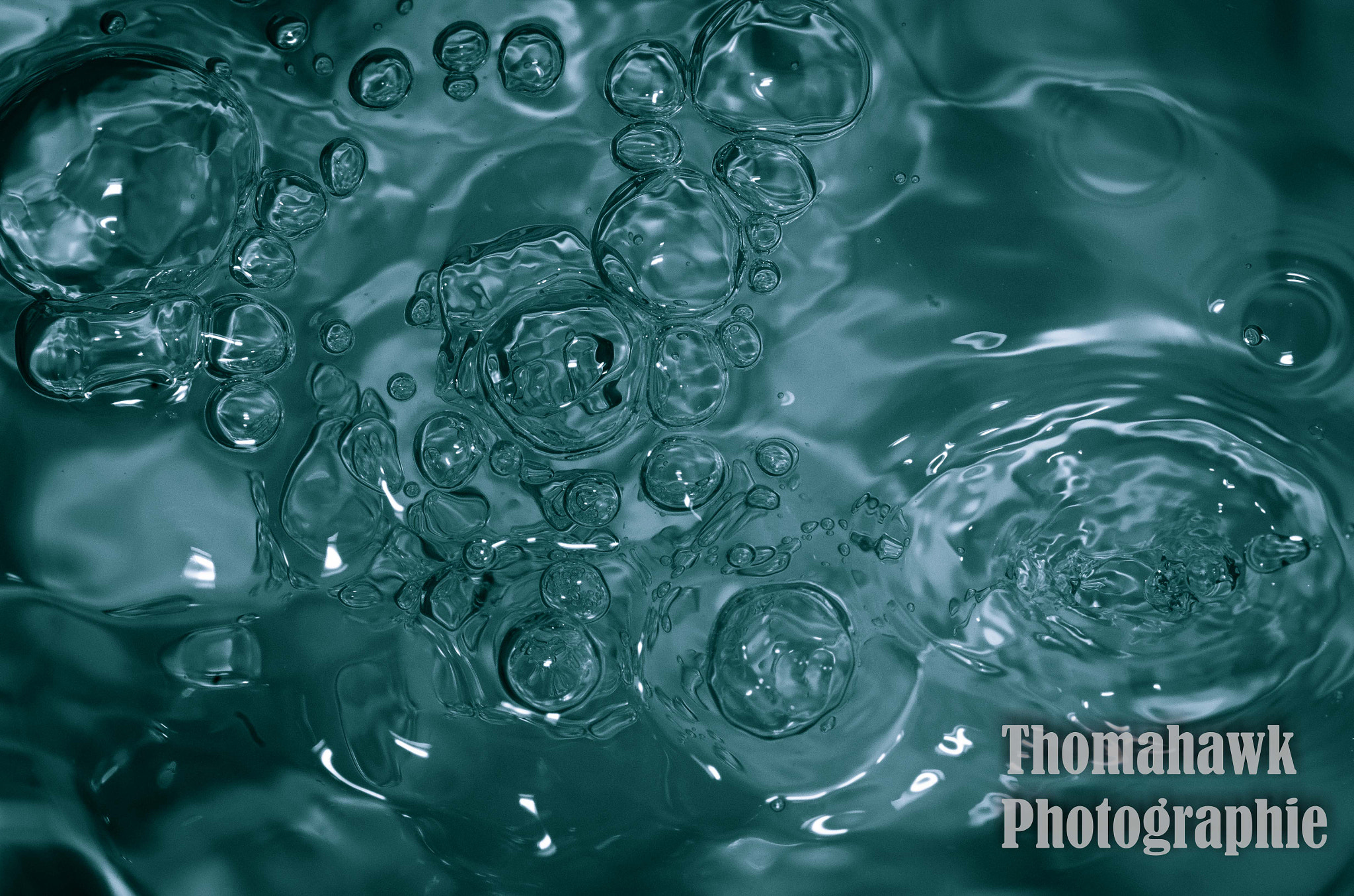 Pentax smc D-FA 100mm F2.8 macro sample photo. Blue water photography