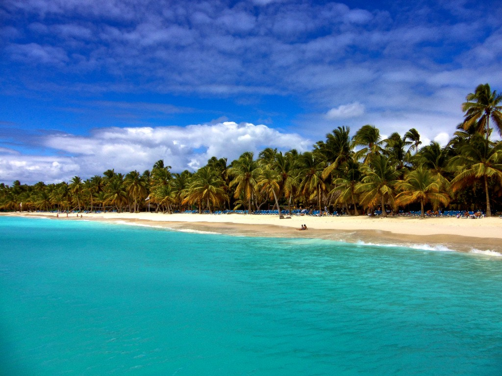 Kodak EASYSHARE CAMERA, M5350 sample photo. The beach - dominican republic photography