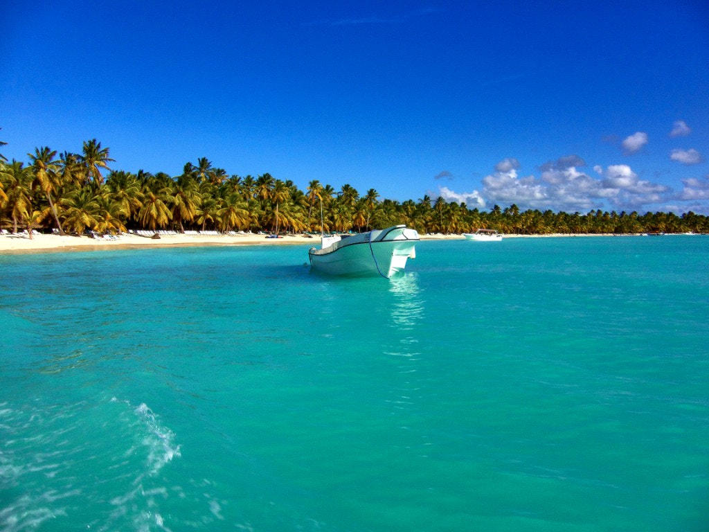 Kodak EASYSHARE CAMERA, M5350 sample photo. The beach - dominican republic photography