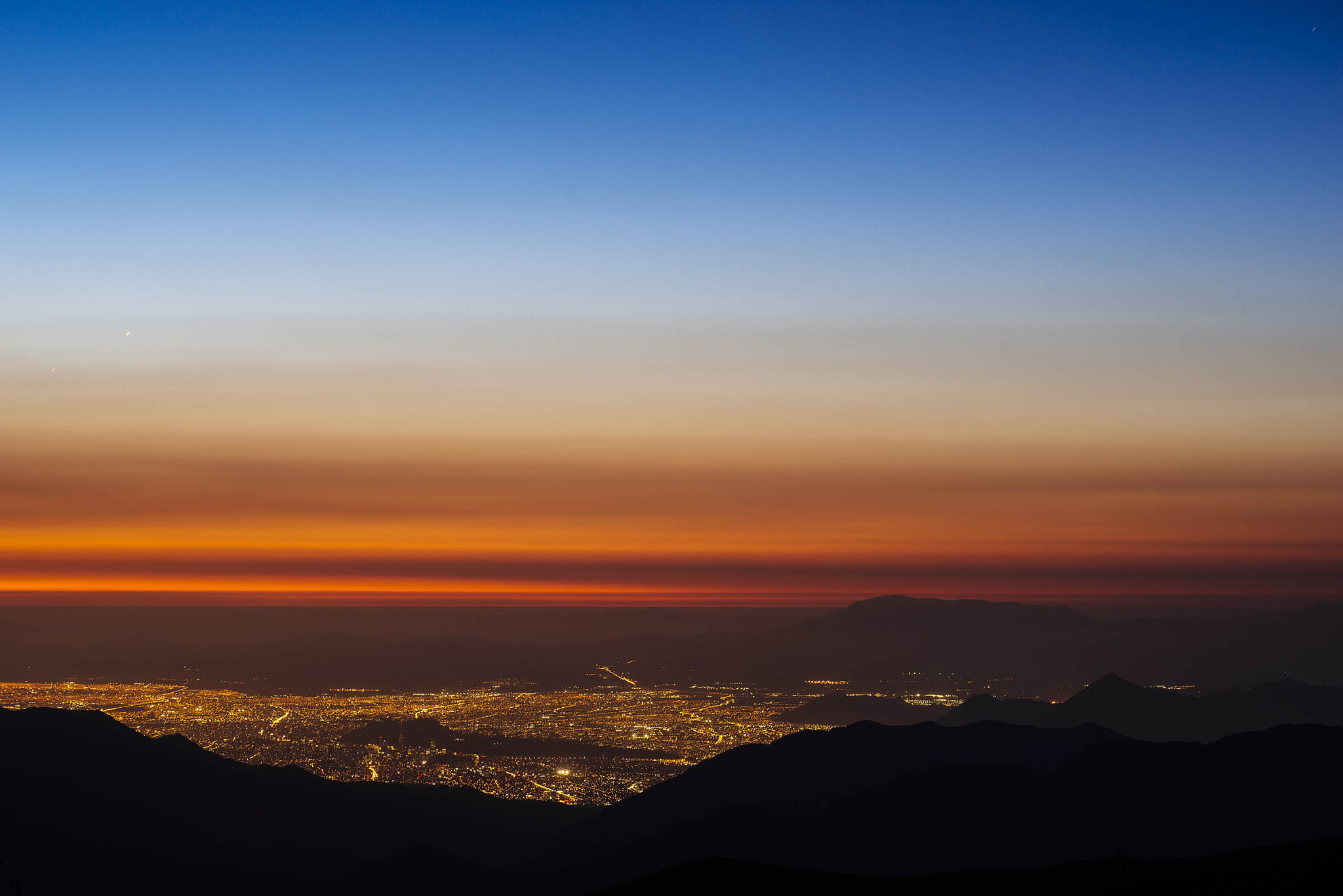 Nikon AF-Nikkor 80-200mm F2.8D ED sample photo. Santiago desde la parva photography