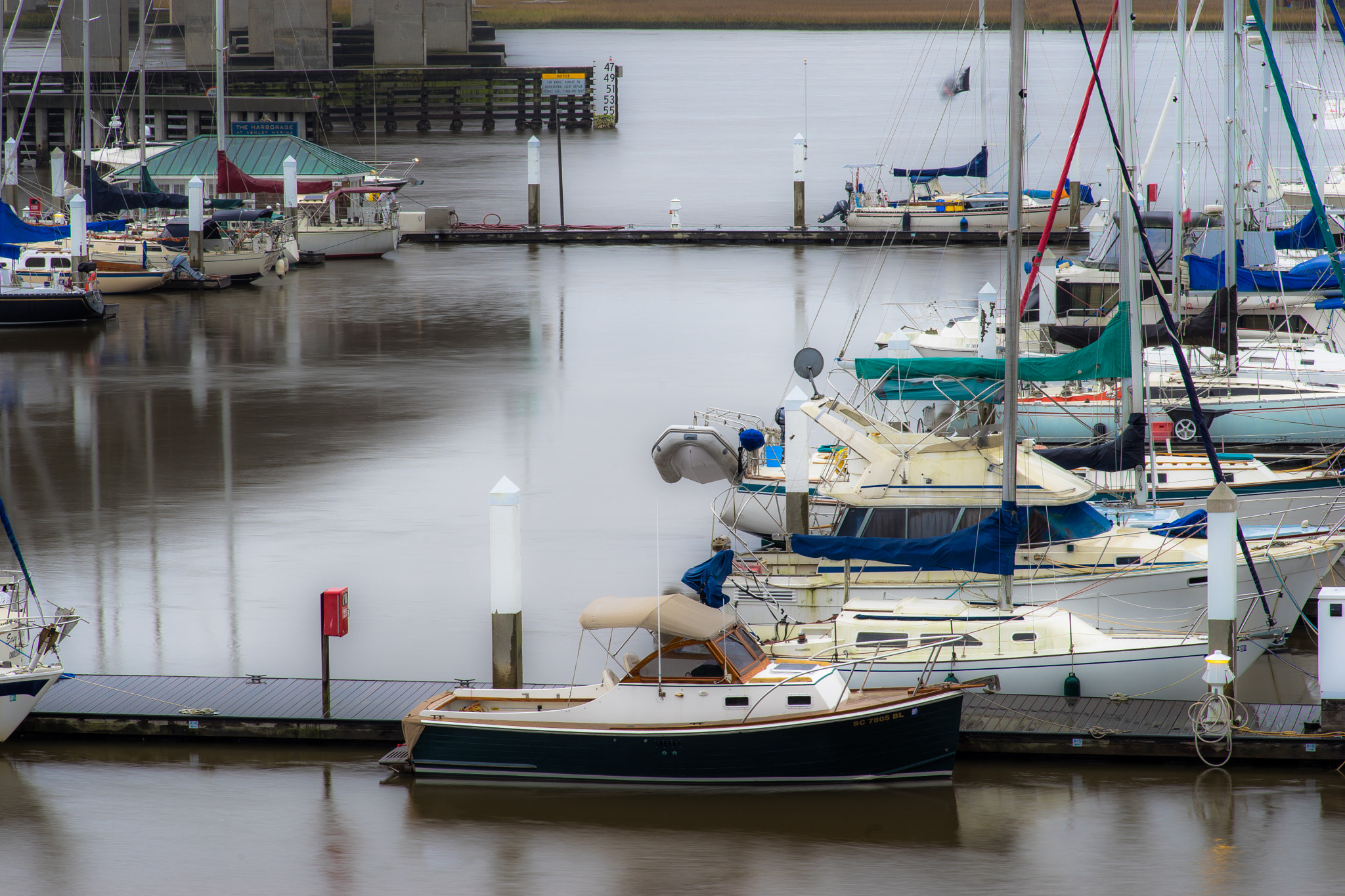 Sony a7 II + Minolta AF 135mm F2.8 sample photo. Boats at charleston marina photography