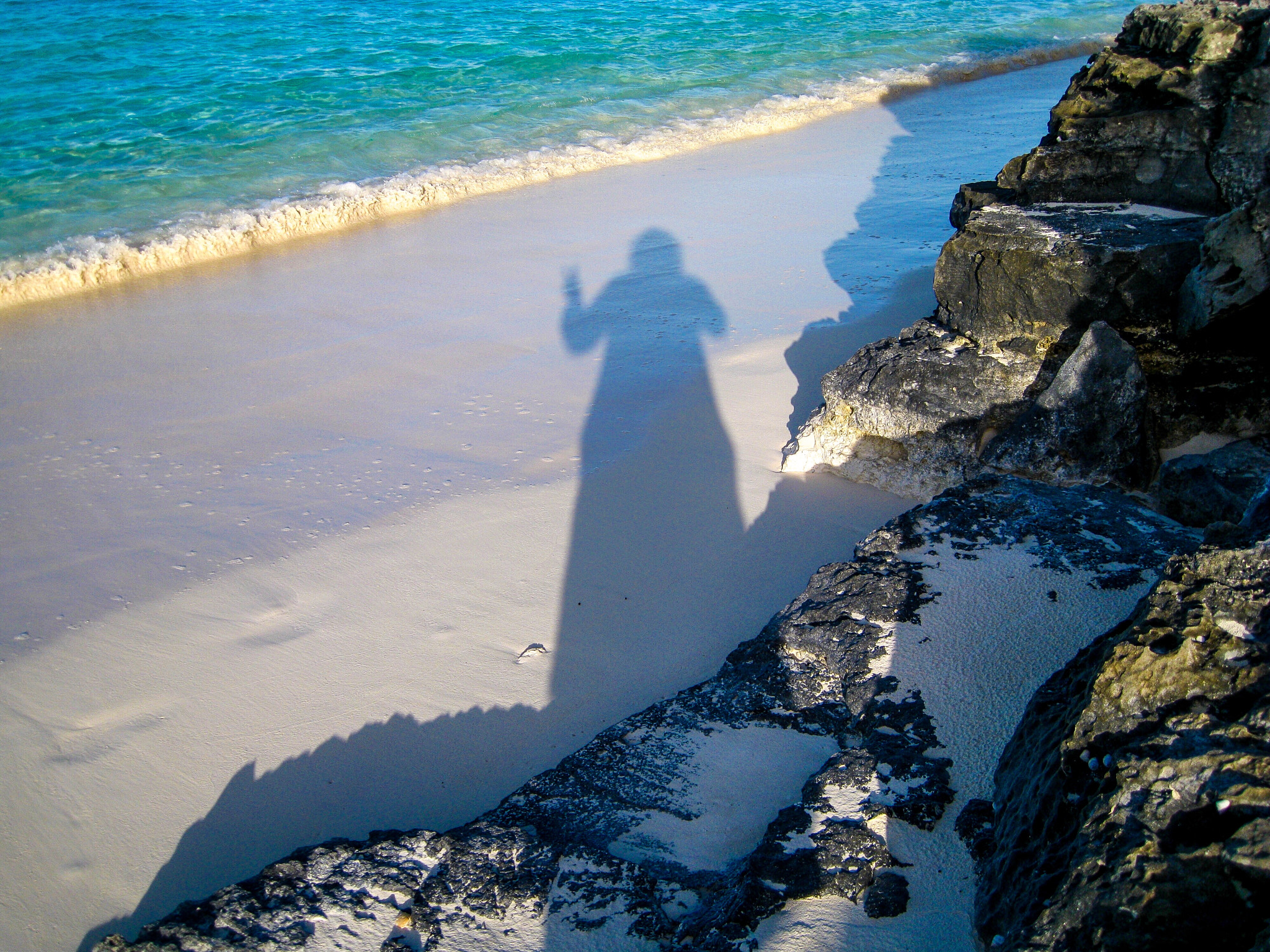 Canon POWERSHOT SD950 IS sample photo. Beach shadow great exuma bahamas photography