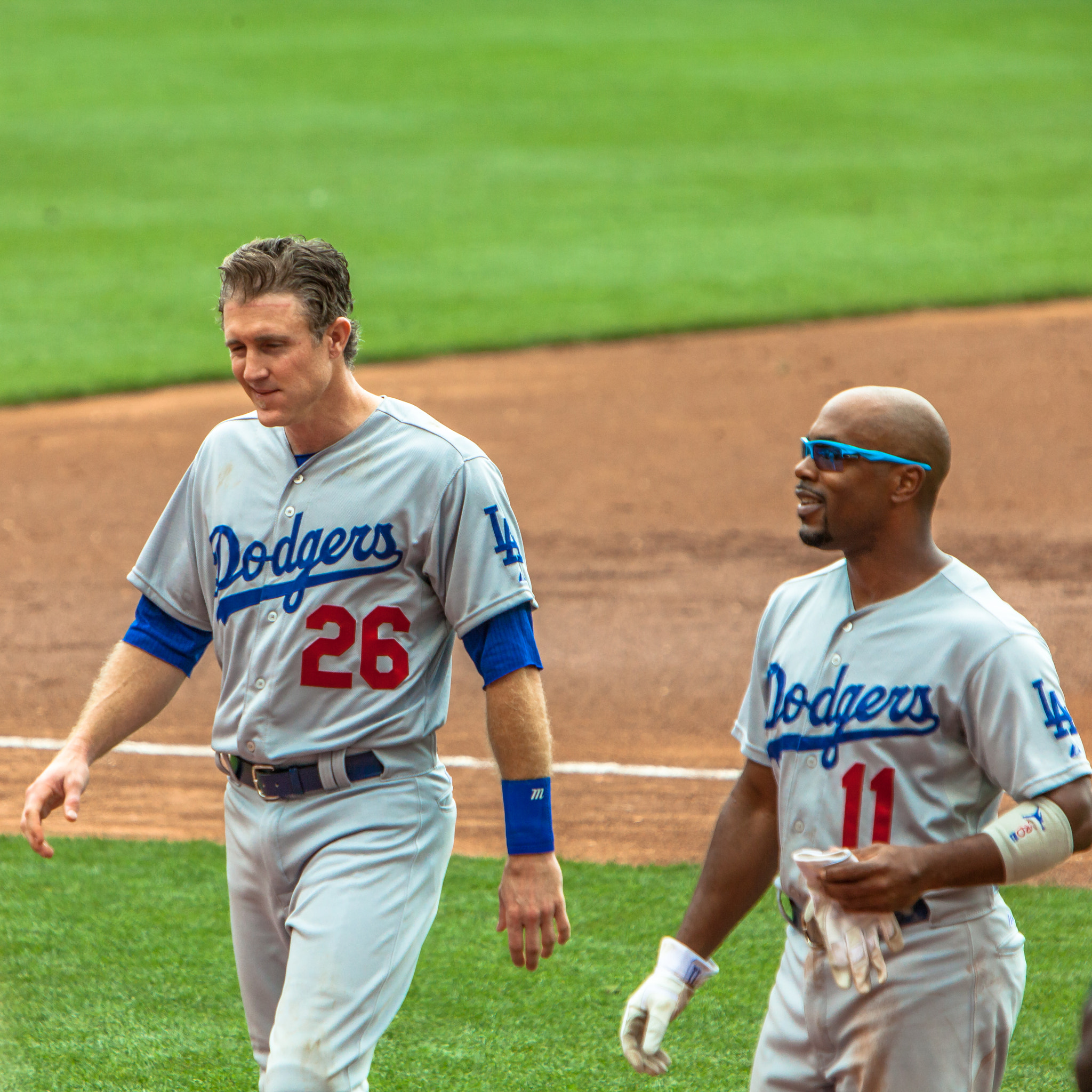 Canon EOS 5D Mark II + Canon EF 70-200mm F2.8L IS USM sample photo. Reds dodgers photography