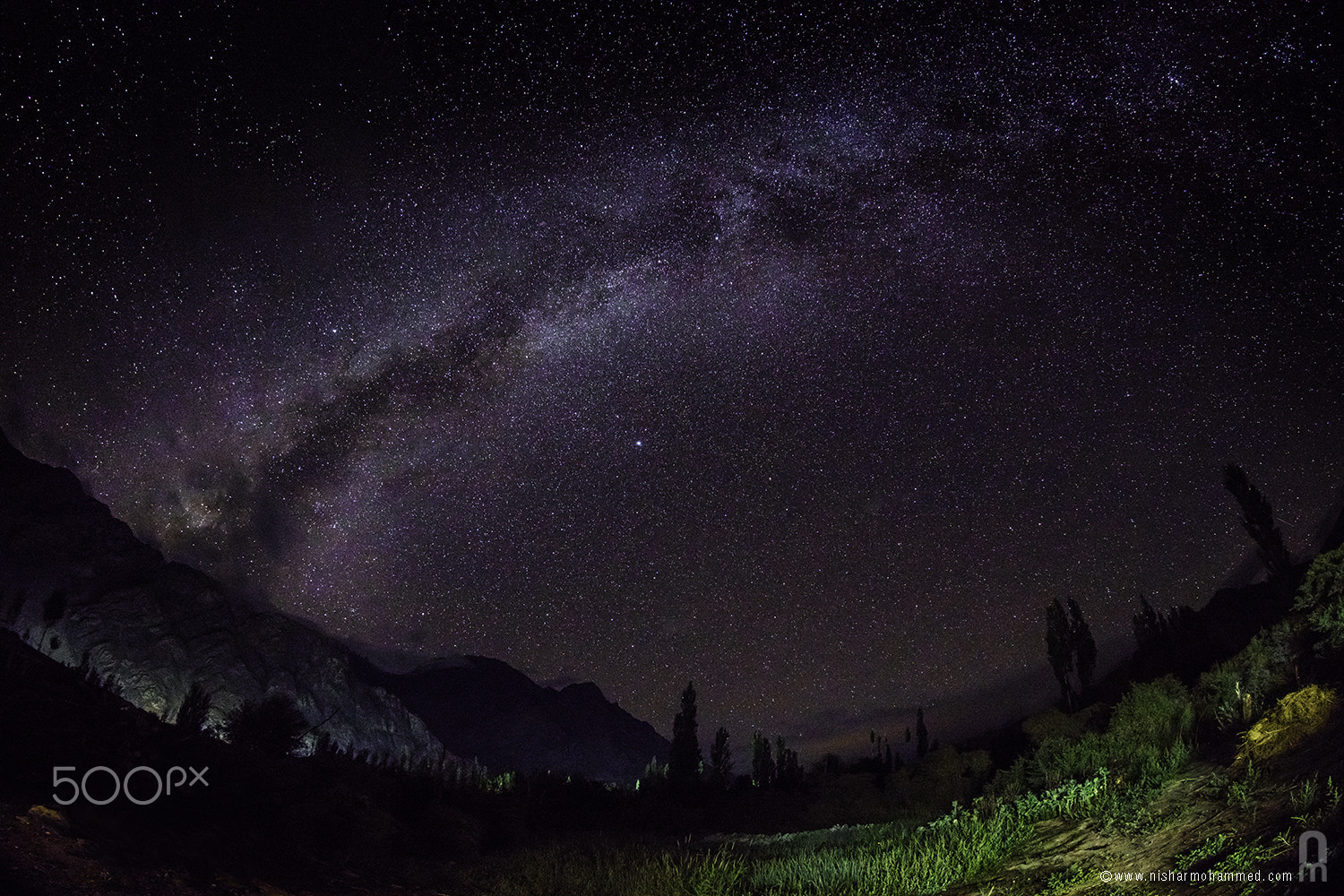 Canon EOS 5DS R + Canon EF 8-15mm F4L Fisheye USM sample photo. Milky way at nubra valley photography