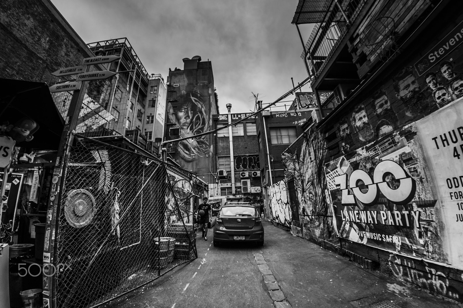 Nikon D5500 + Sigma 10mm F2.8 EX DC HSM Diagonal Fisheye sample photo. Centre of melbourne photography