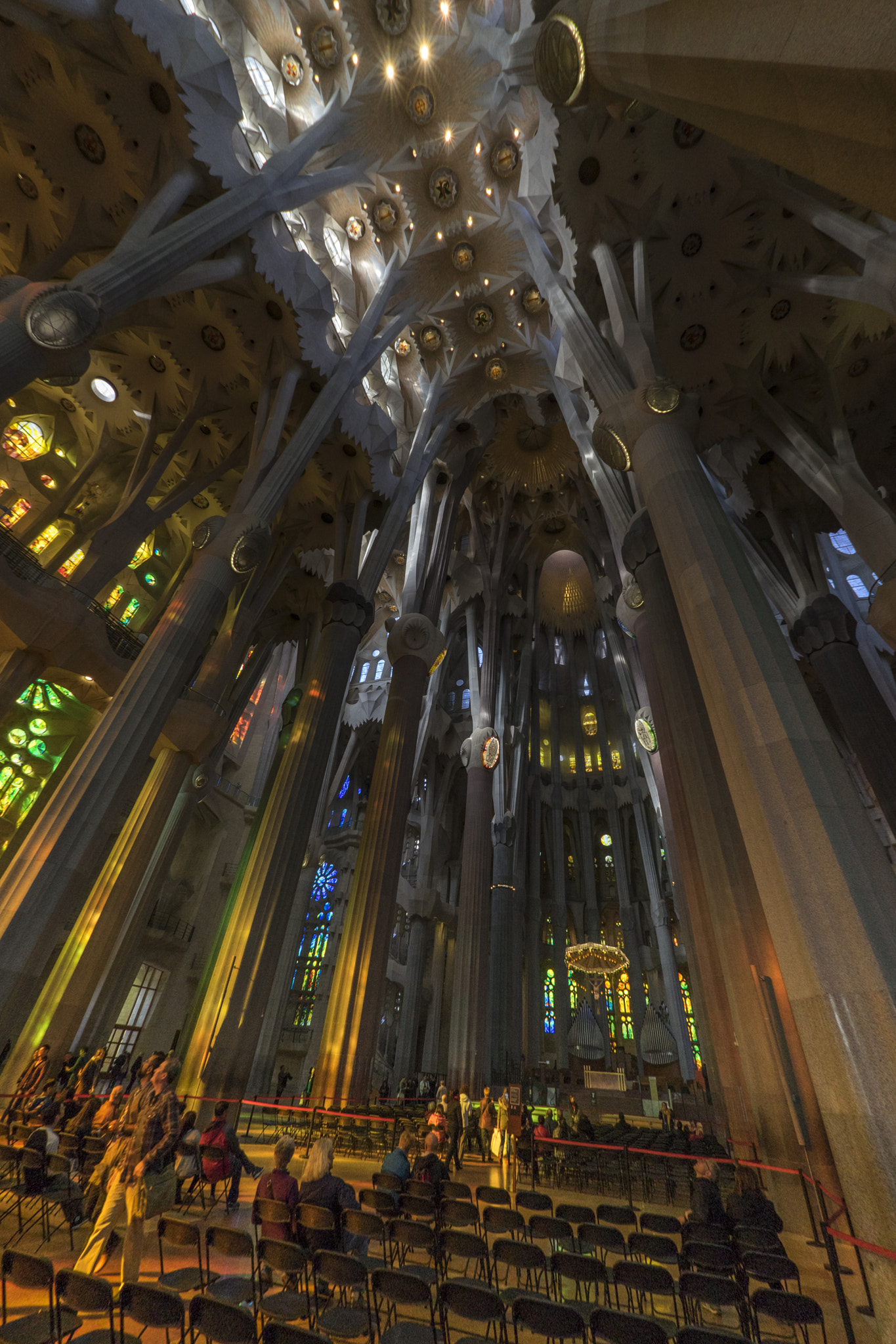 Sony a7 II + FE 16mm F3.5 Fisheye sample photo. La sagrada familia photography