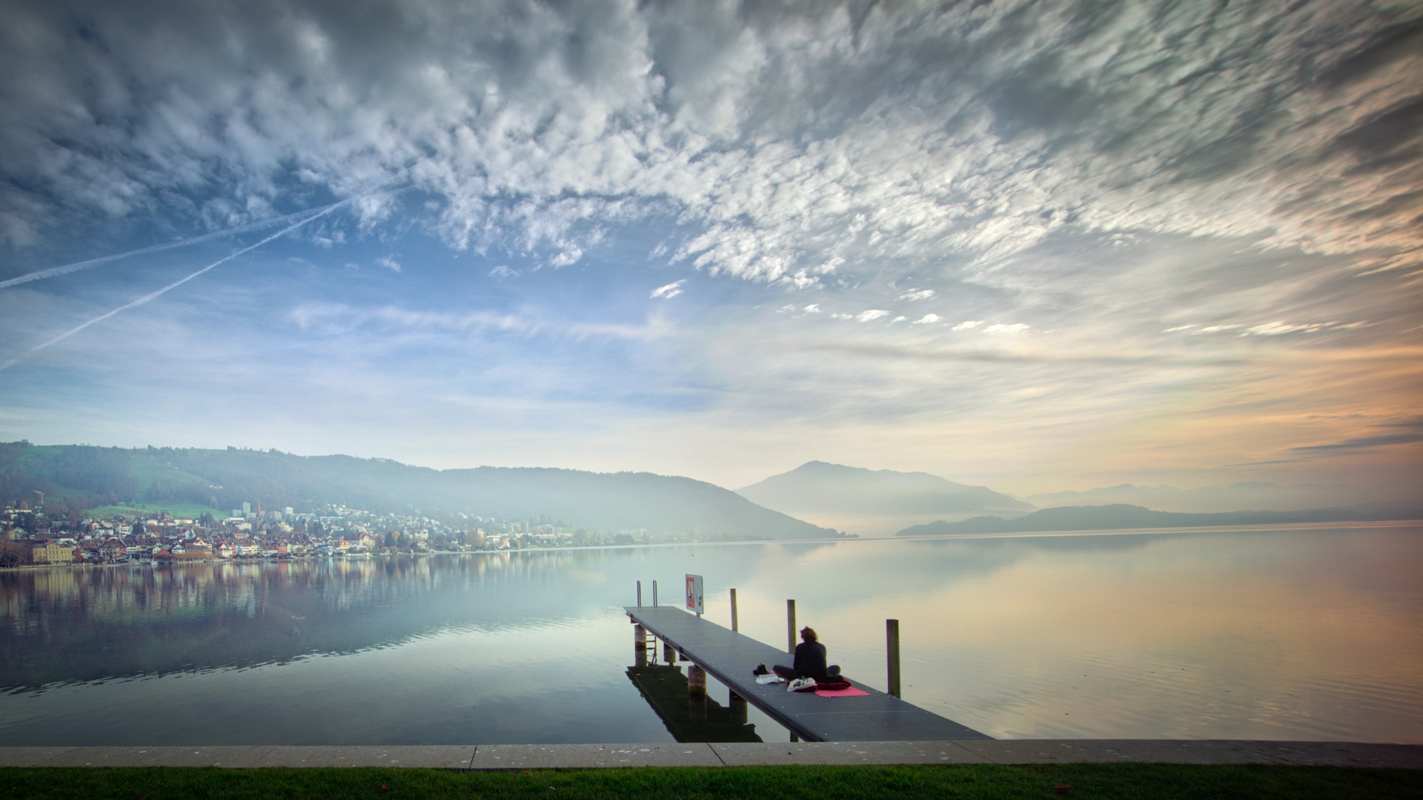 Sony a7R + Sony E 10-18mm F4 OSS sample photo. Meditating on the lake photography