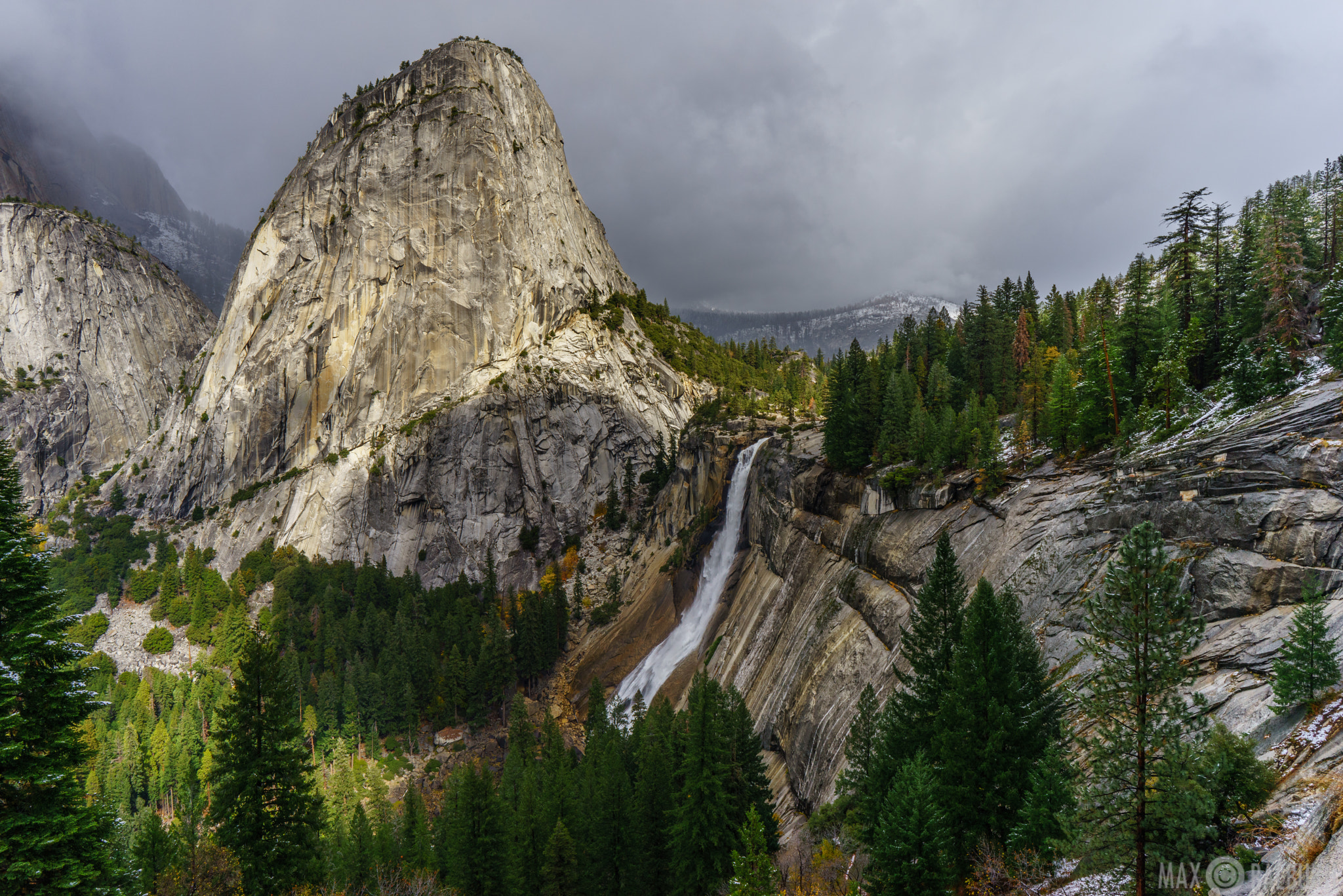 Sony a7R + ZEISS Batis 25mm F2 sample photo. Liberty cap & nevada fall photography