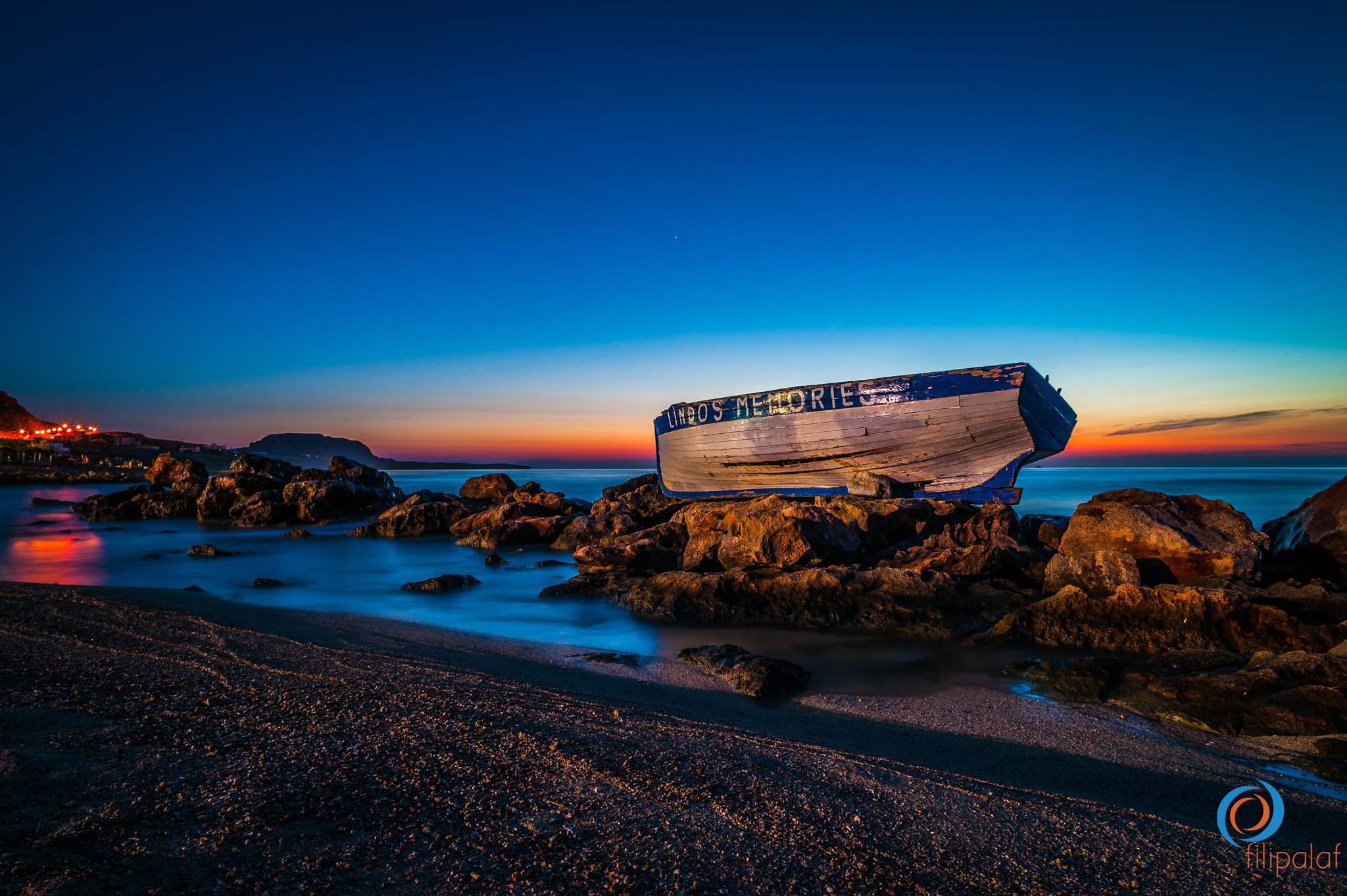 Nikon D700 + AF Nikkor 20mm f/2.8 sample photo. Twilight princess photography