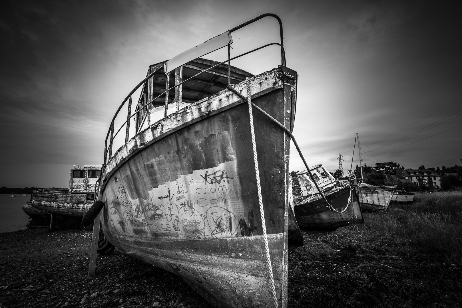 Sony a7R + Canon EF 16-35mm F4L IS USM sample photo. Forgotten boats 2 photography