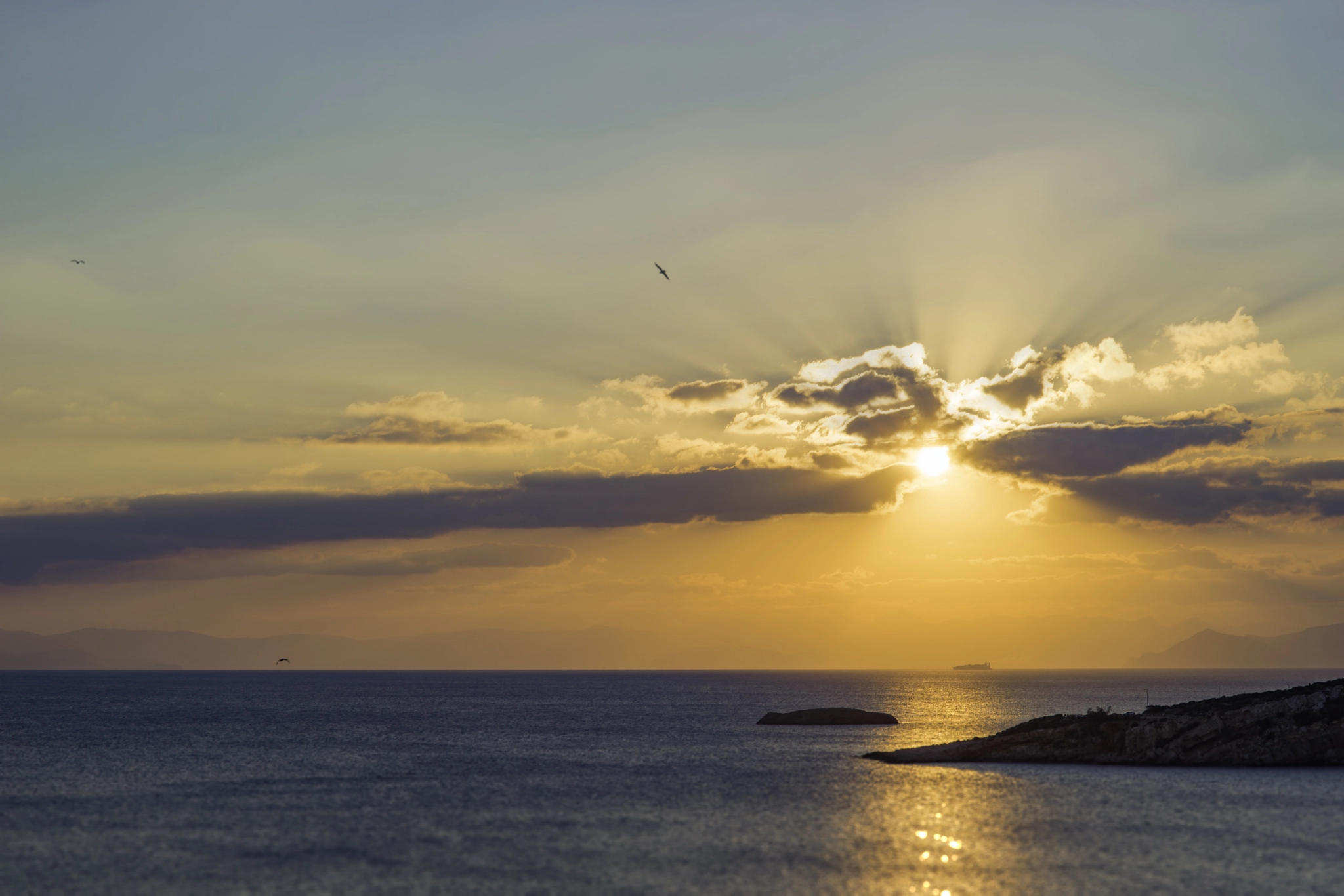 85mm F1.4 sample photo. Before sunset photography
