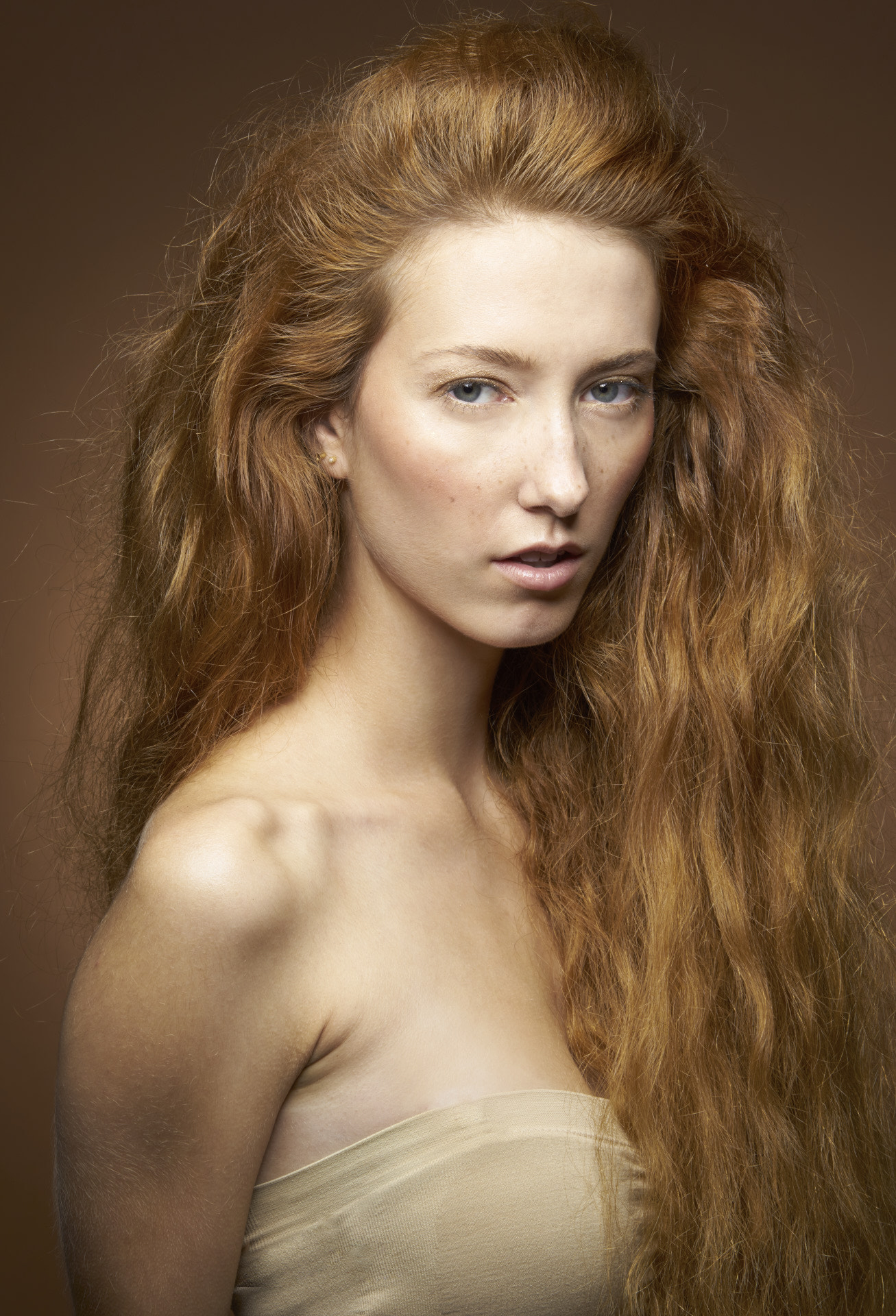 Sony Sonnar T* 135mm F1.8 ZA sample photo. Daria beauty photography