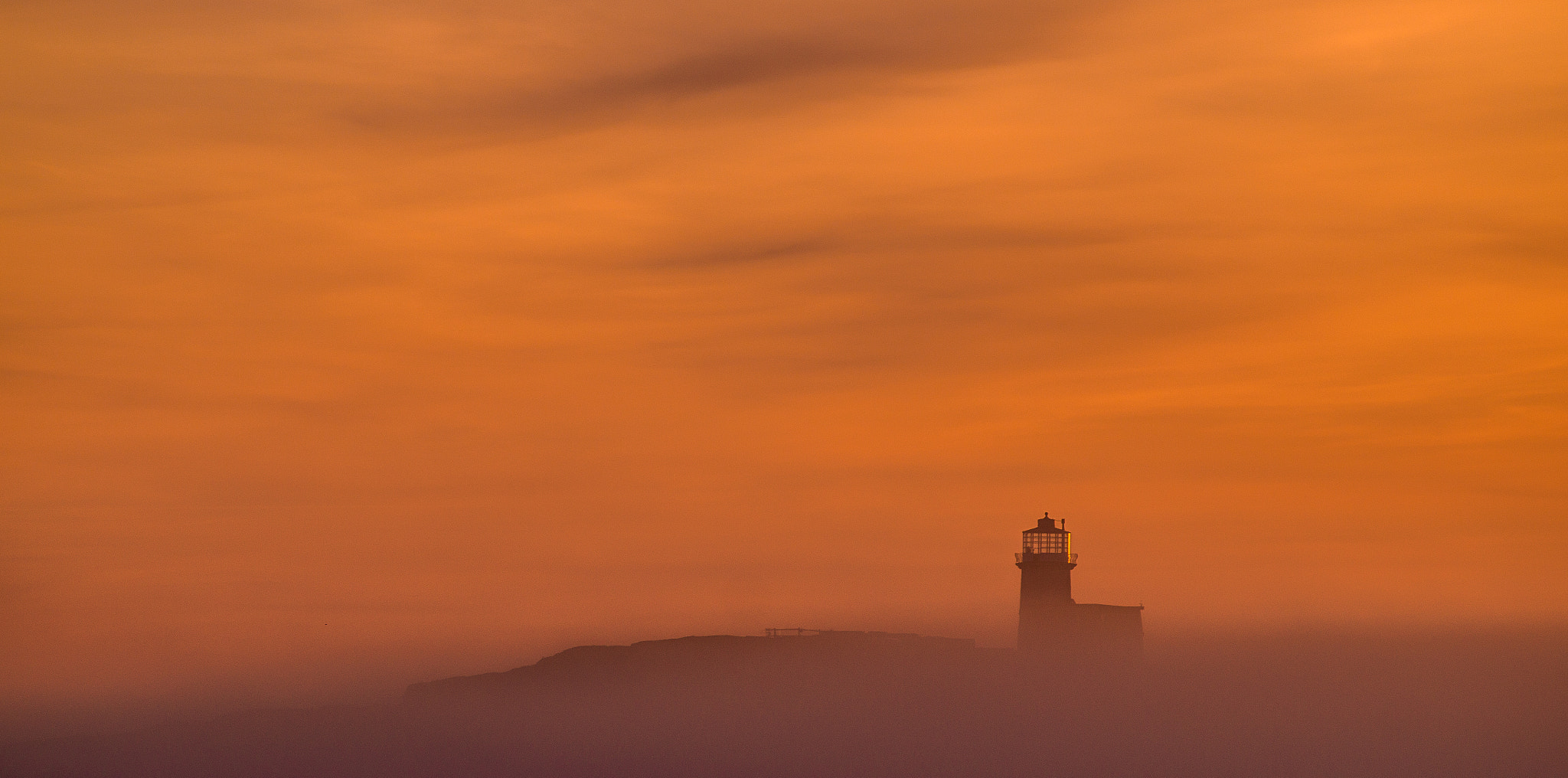 Sigma 70-300mm F4-5.6 DL Macro sample photo. Beachy head's lighthouse - eastbourne. photography