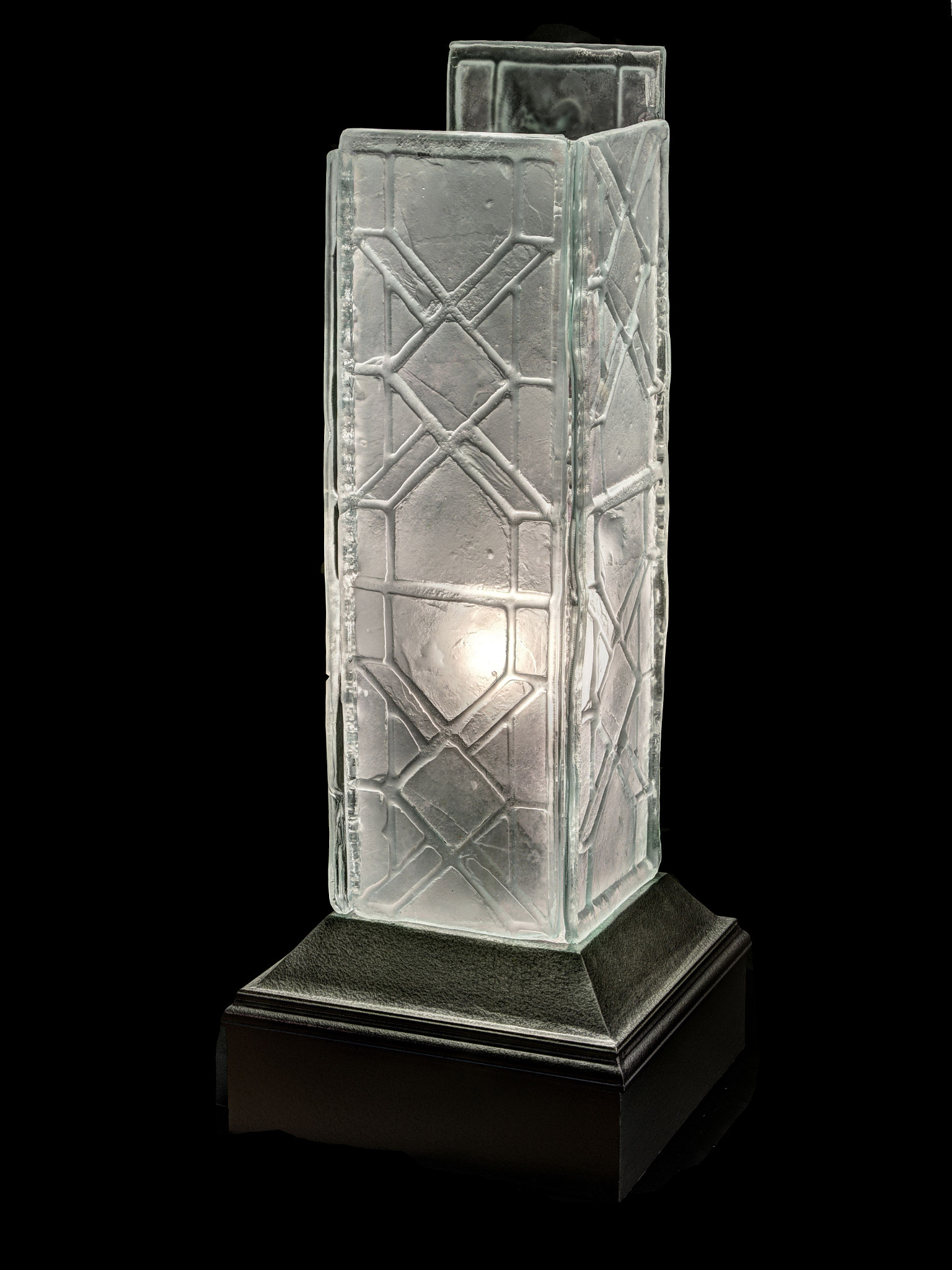 Canon EOS 750D (EOS Rebel T6i / EOS Kiss X8i) sample photo. Glass tower by gary word photography