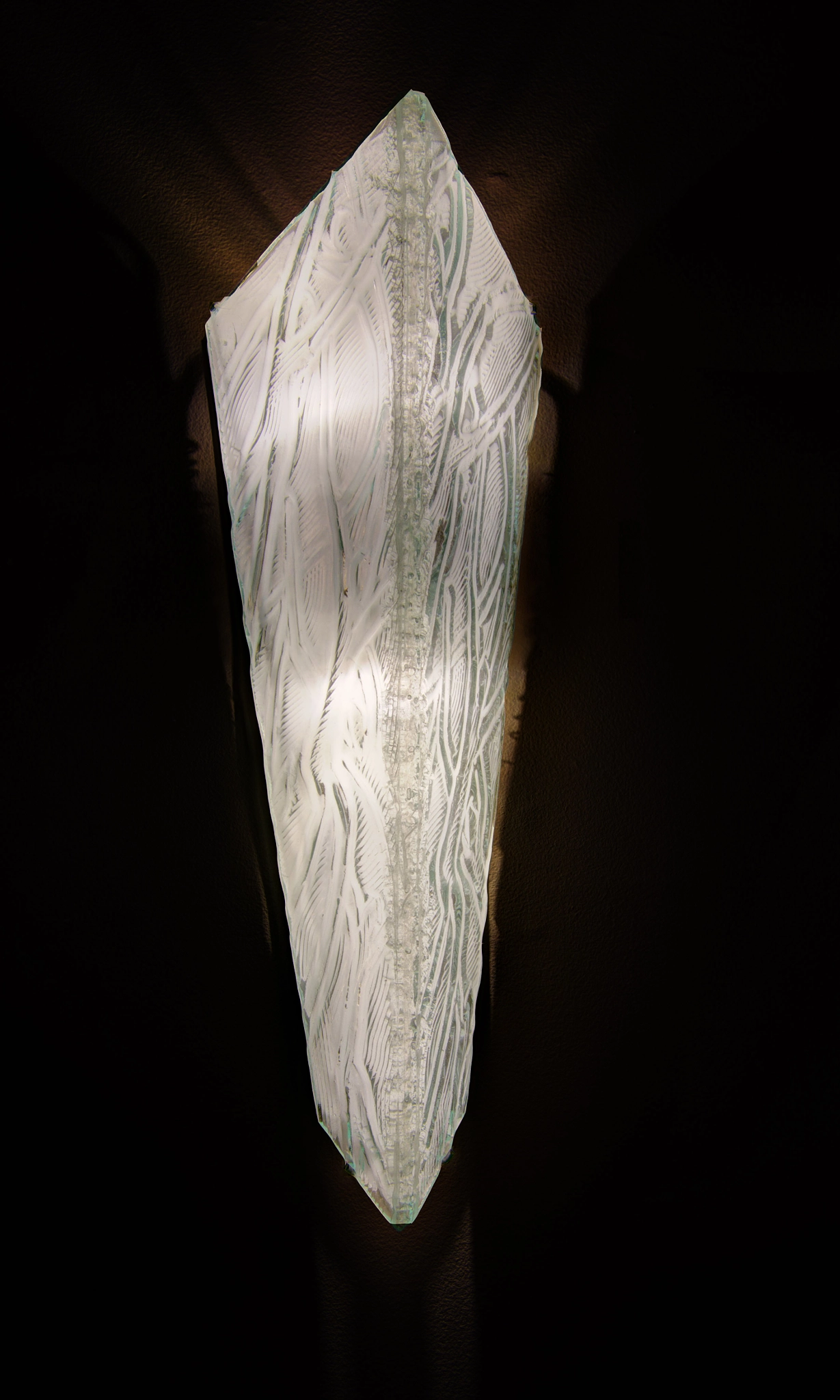 Canon EOS 750D (EOS Rebel T6i / EOS Kiss X8i) sample photo. Glass wall sconce by gary word photography