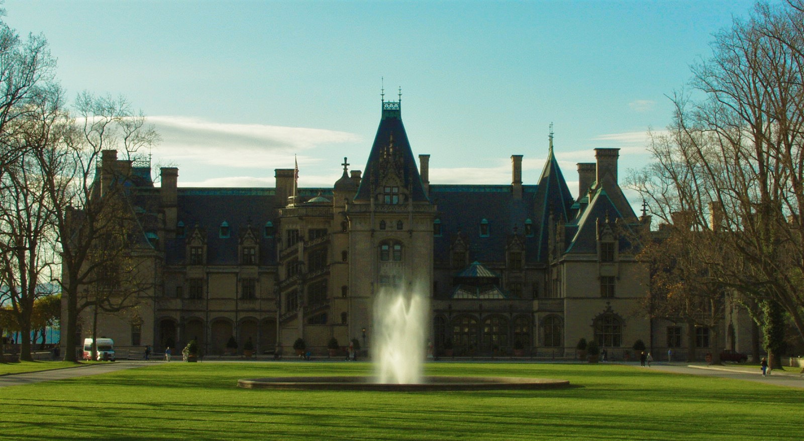 Olympus E-10 sample photo. Biltmore house photography