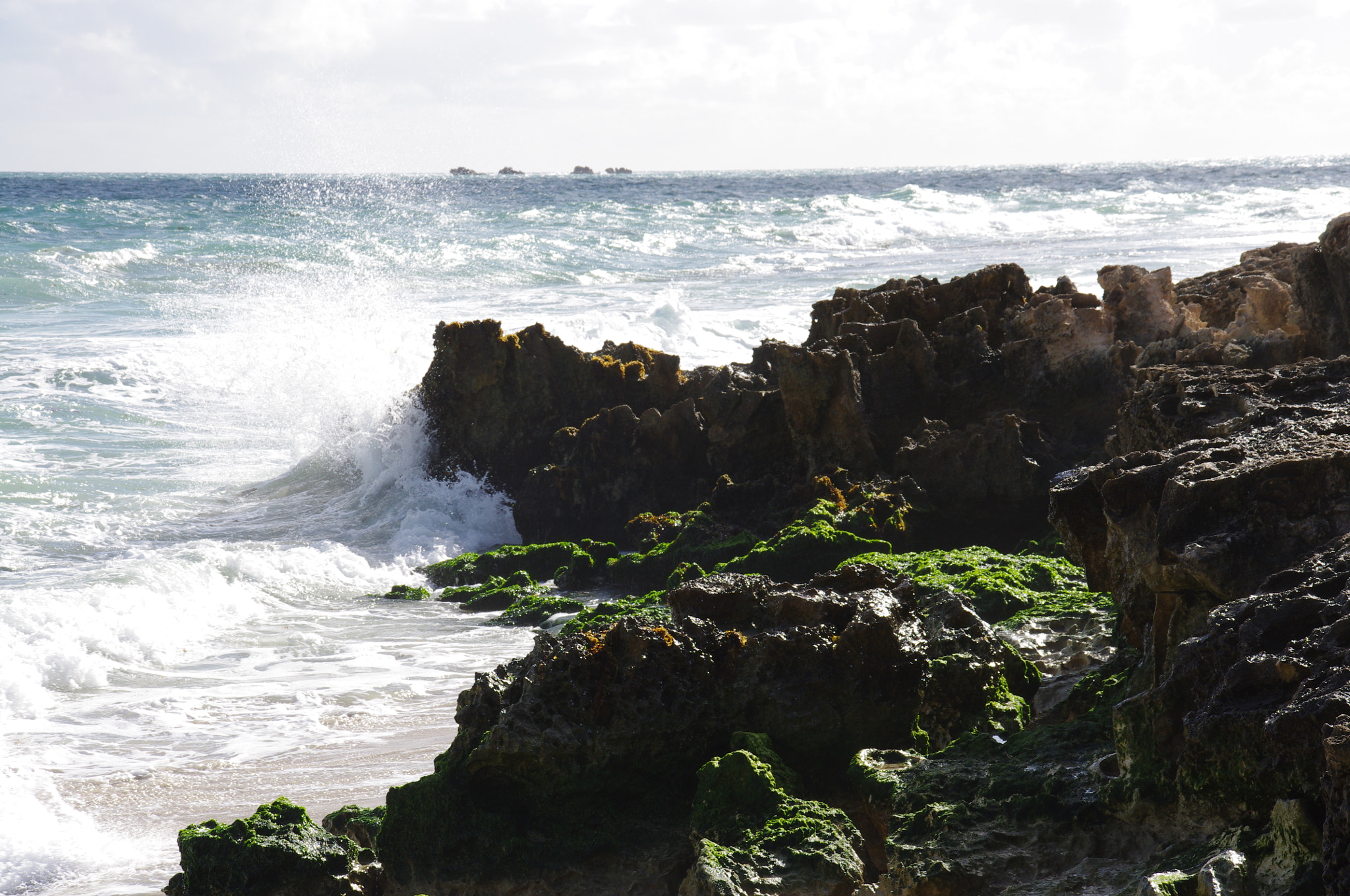 Pentax K-x + Sigma DL-II 35-80mm F4-5.6 sample photo. Crashing waves photography