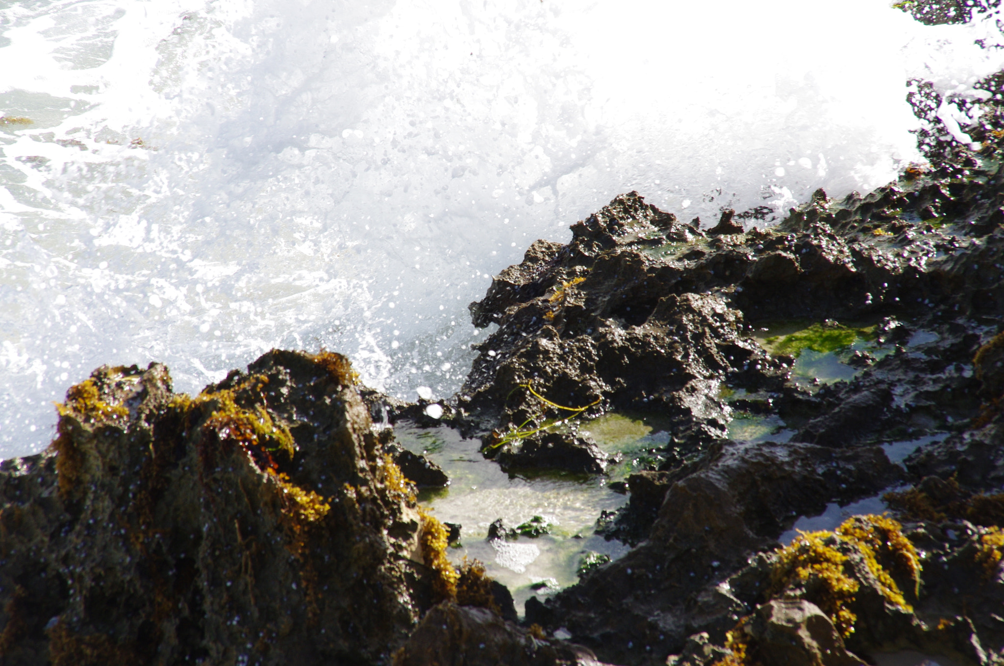 Sigma 18-200mm F3.5-6.3 DC sample photo. Crashing water photography