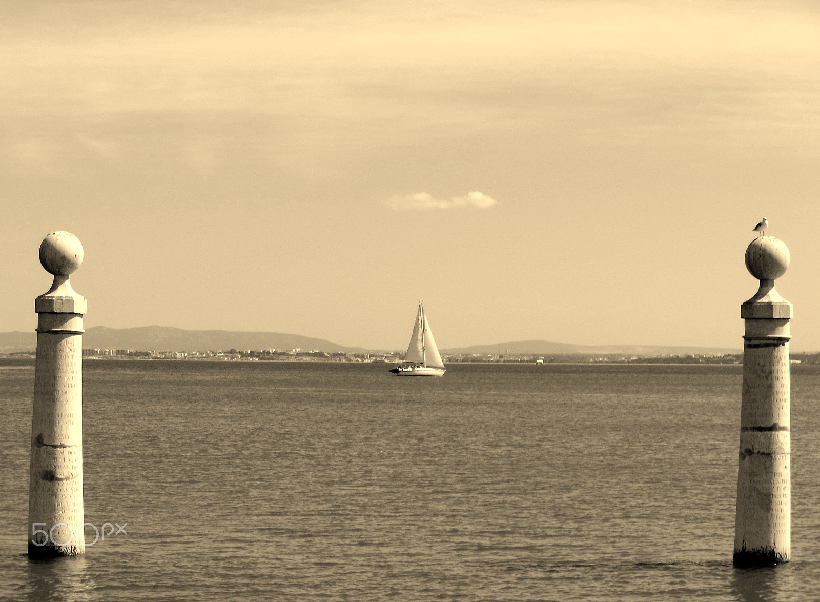 Samsung PL200/VLUU PL200 sample photo. « « worlds     between » » photography