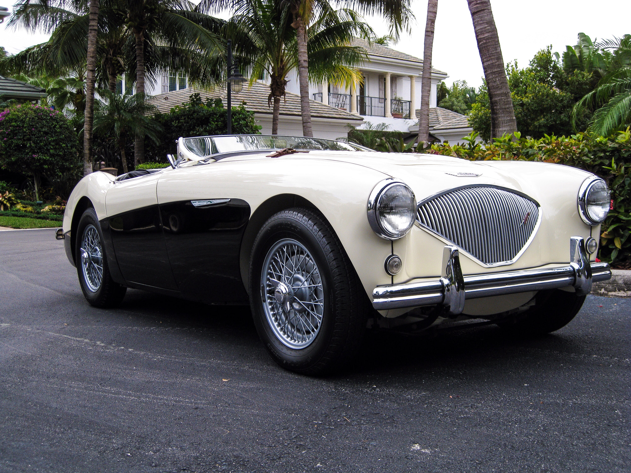 Canon POWERSHOT SD950 IS sample photo. Austin healey photography