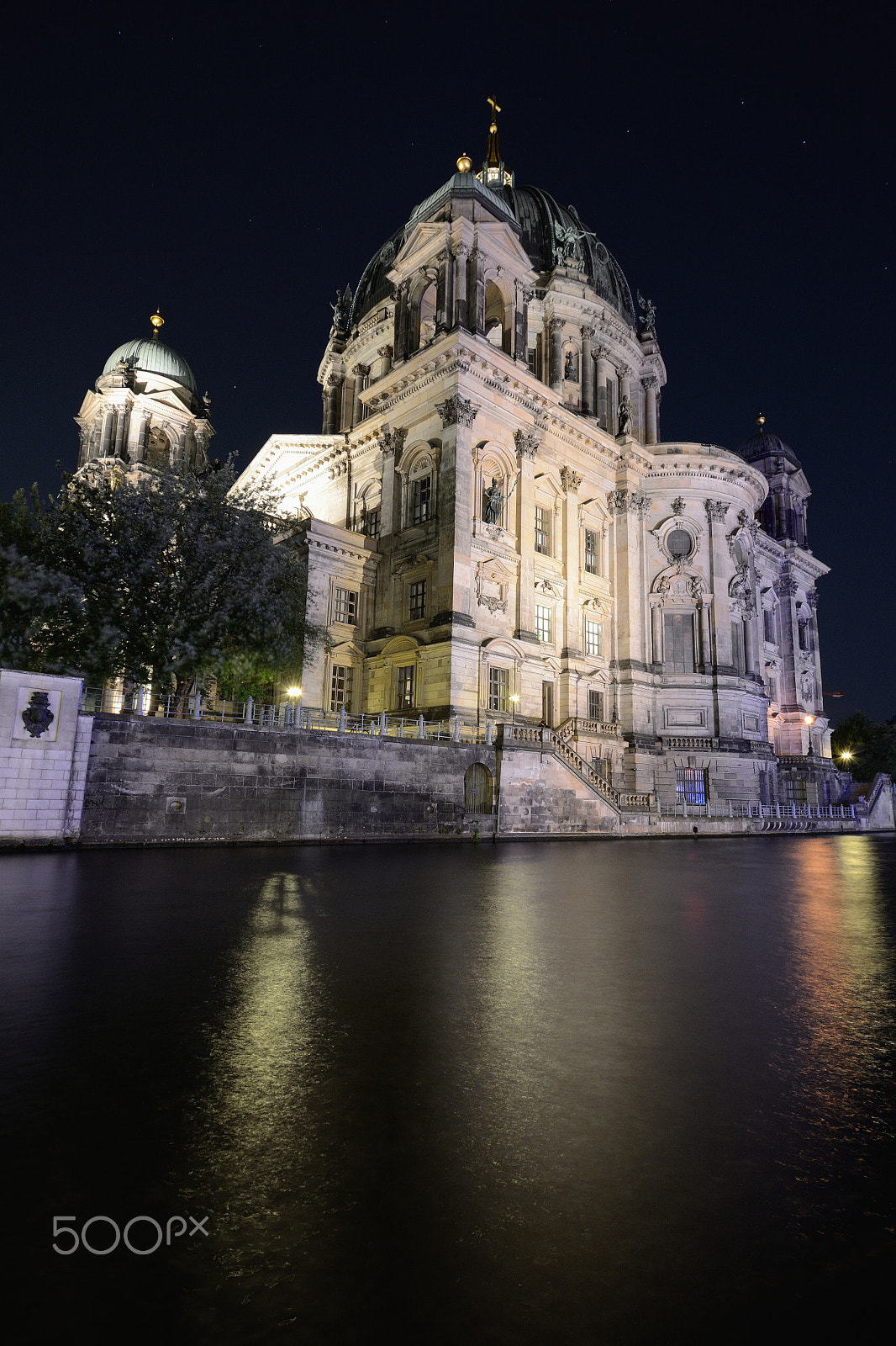 Sigma 12-24mm F4.5-5.6 II DG HSM sample photo. Berliner dom photography
