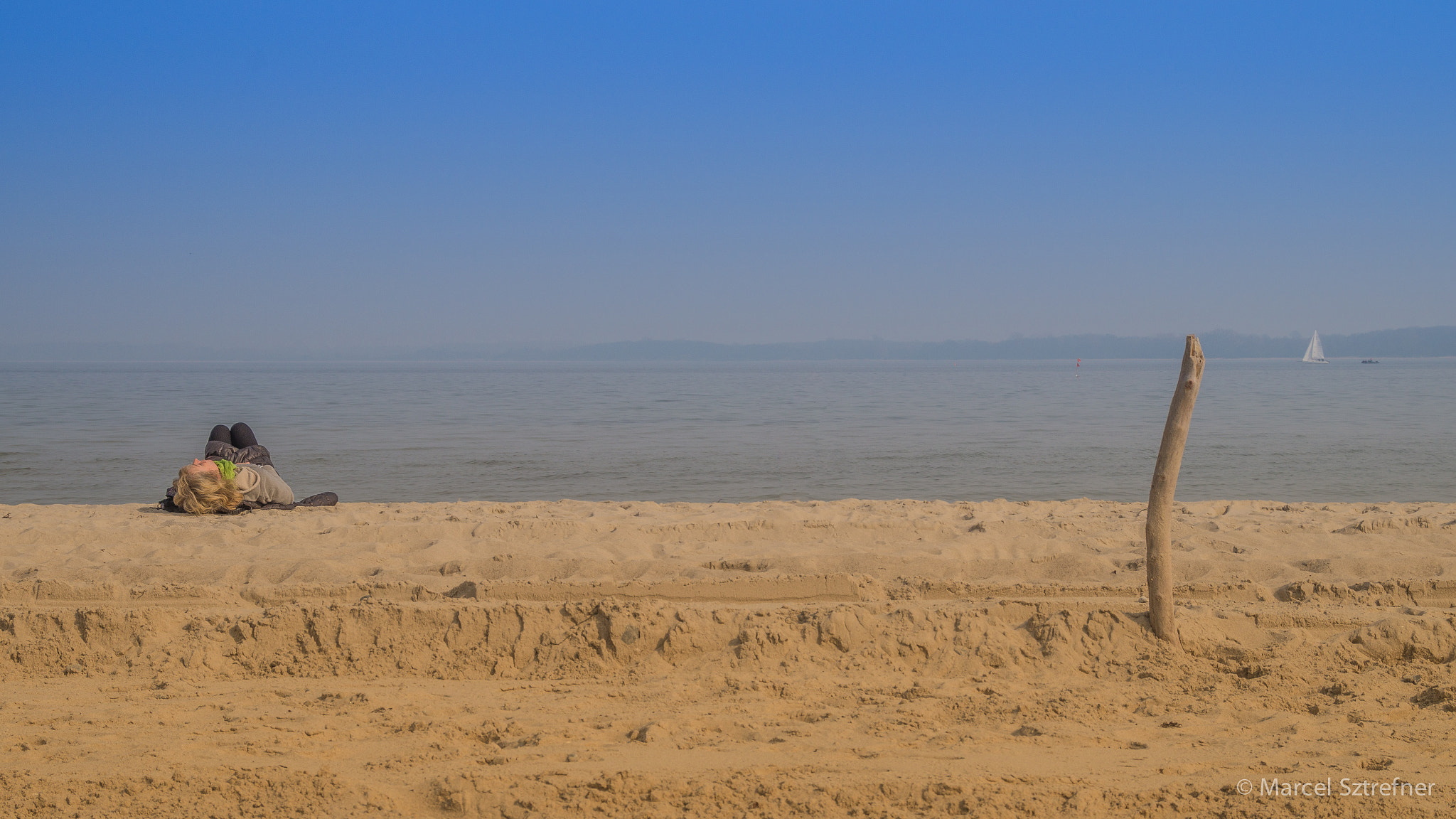Sony SLT-A58 + Tamron AF 28-105mm F4-5.6 [IF] sample photo. Am strand photography