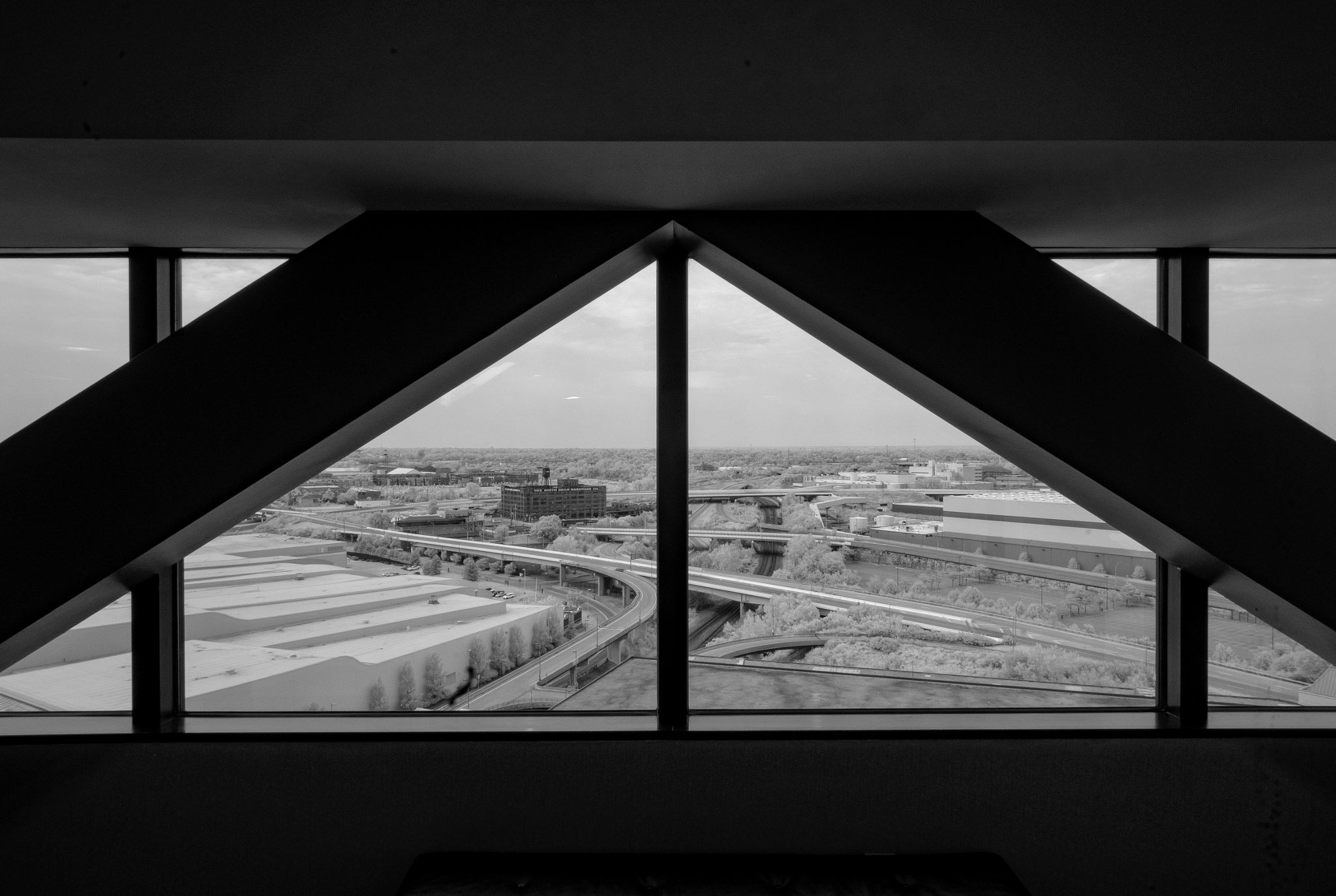 Fujifilm X-M1 + Fujifilm XF 14mm F2.8 R sample photo. Hotel room with a view photography